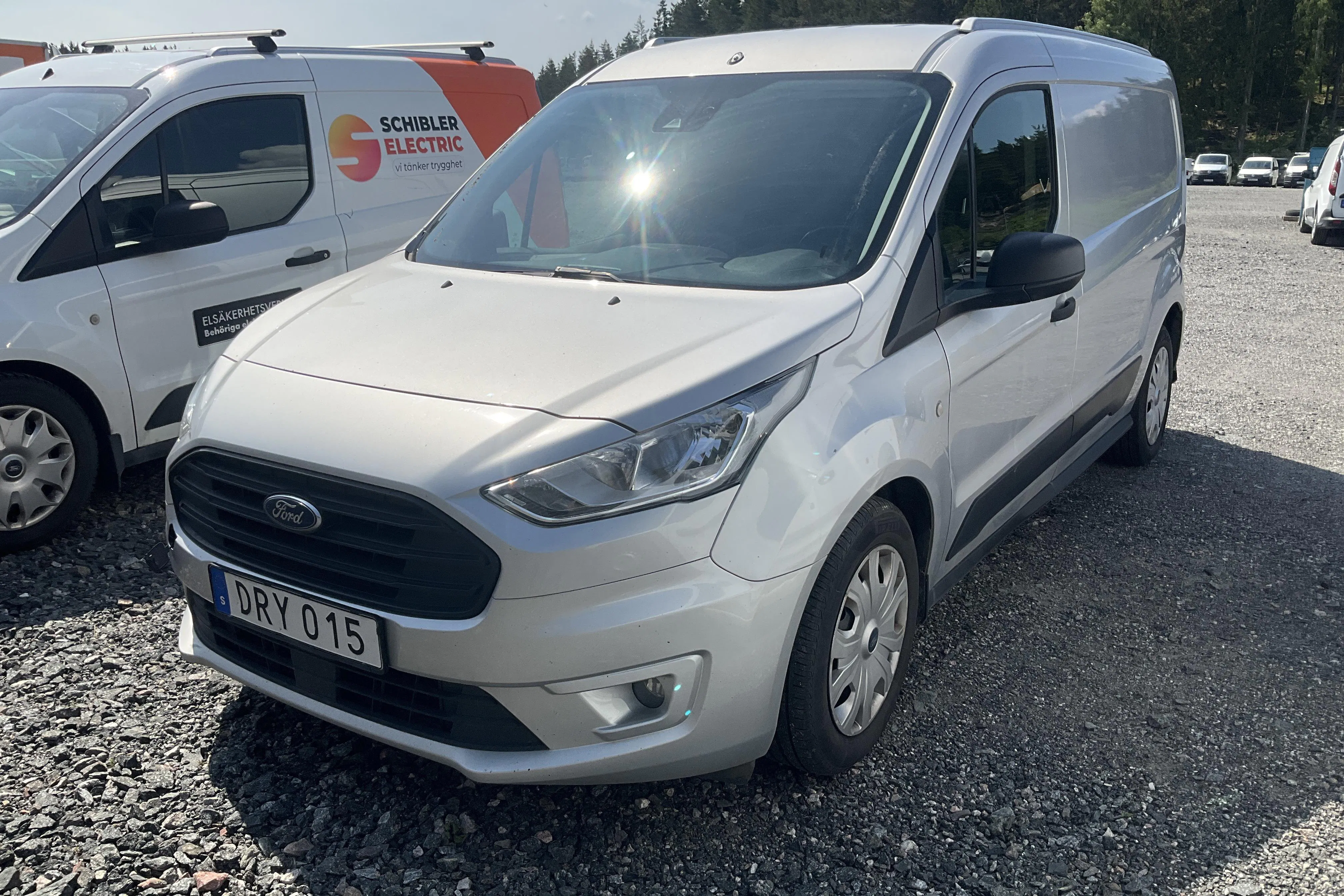 Presentation photo 1 of 12: Ford Transit Connect 1.5 TDCi (120hk) - 157 610 km - Automatic - gray - 2018