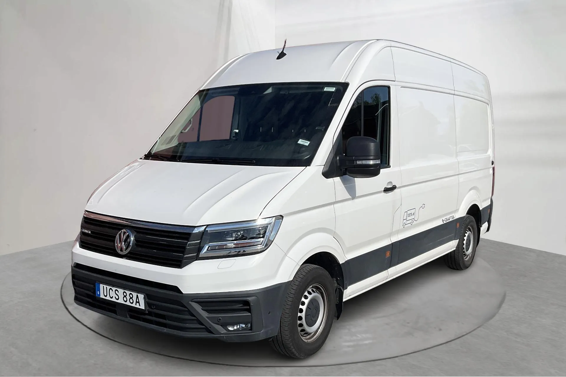 Presentationsfoto 1 av 15: VW E-Crafter 35 Skåp (136hk) - 2 960 mil - Automat - vit - 2021