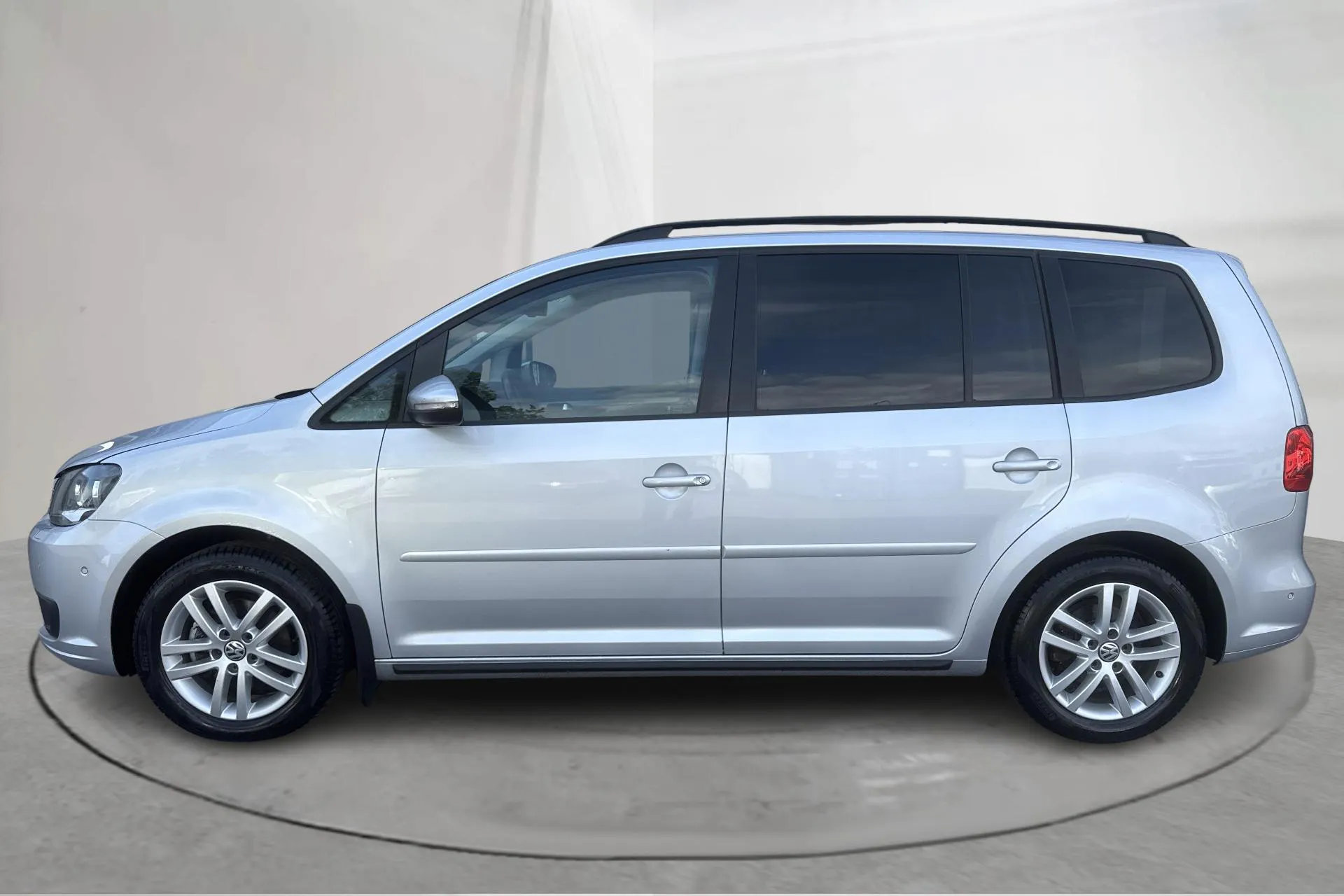 Presentation photo 2 of 15: VW Touran 1.4 TSI (140hk) - 134 520 km - Manual - silver - 2012