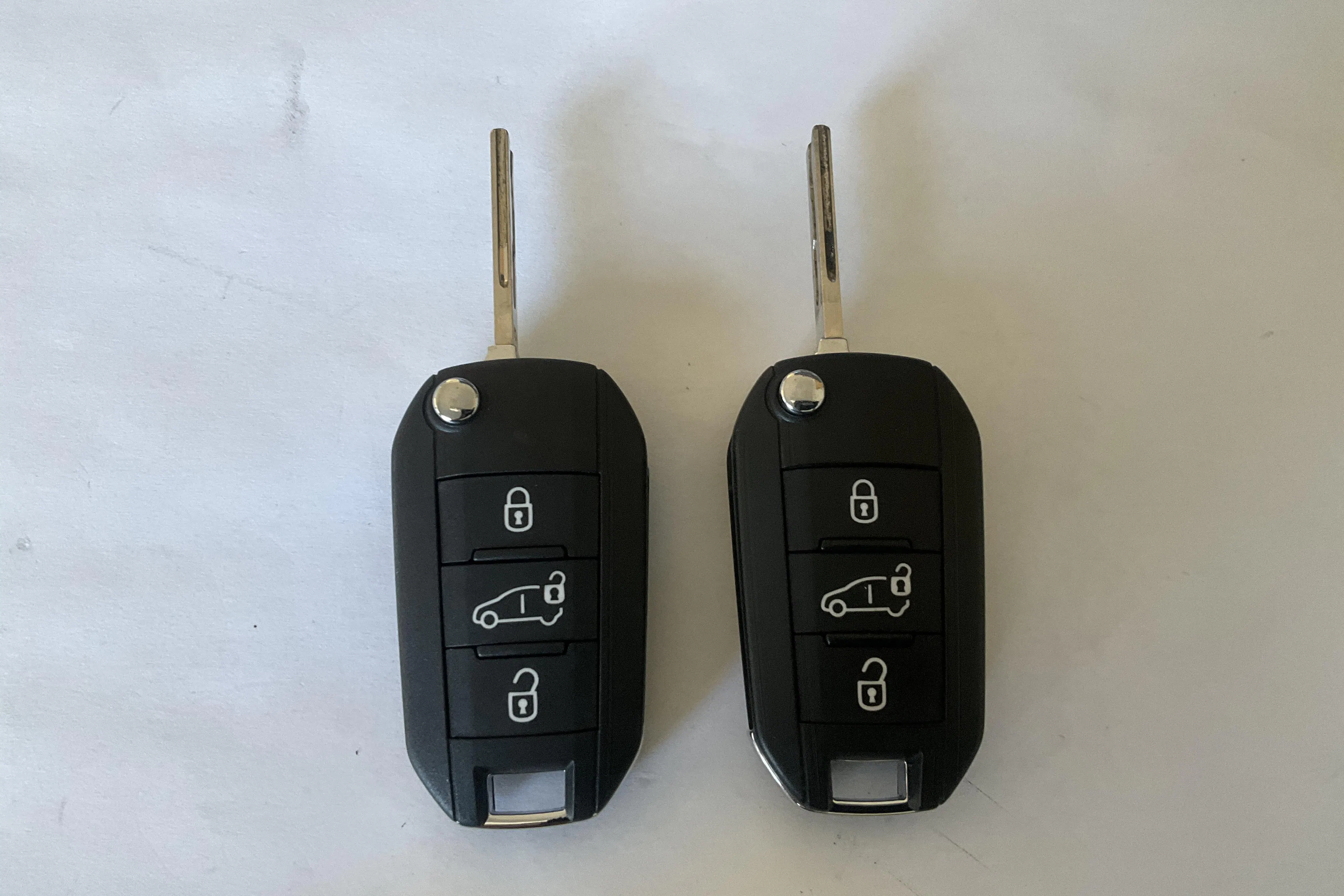 Presentationsfoto 15 av 15: Peugeot e-Partner 50kWh (136hk) - 785 mil - Automat - vit - 2023