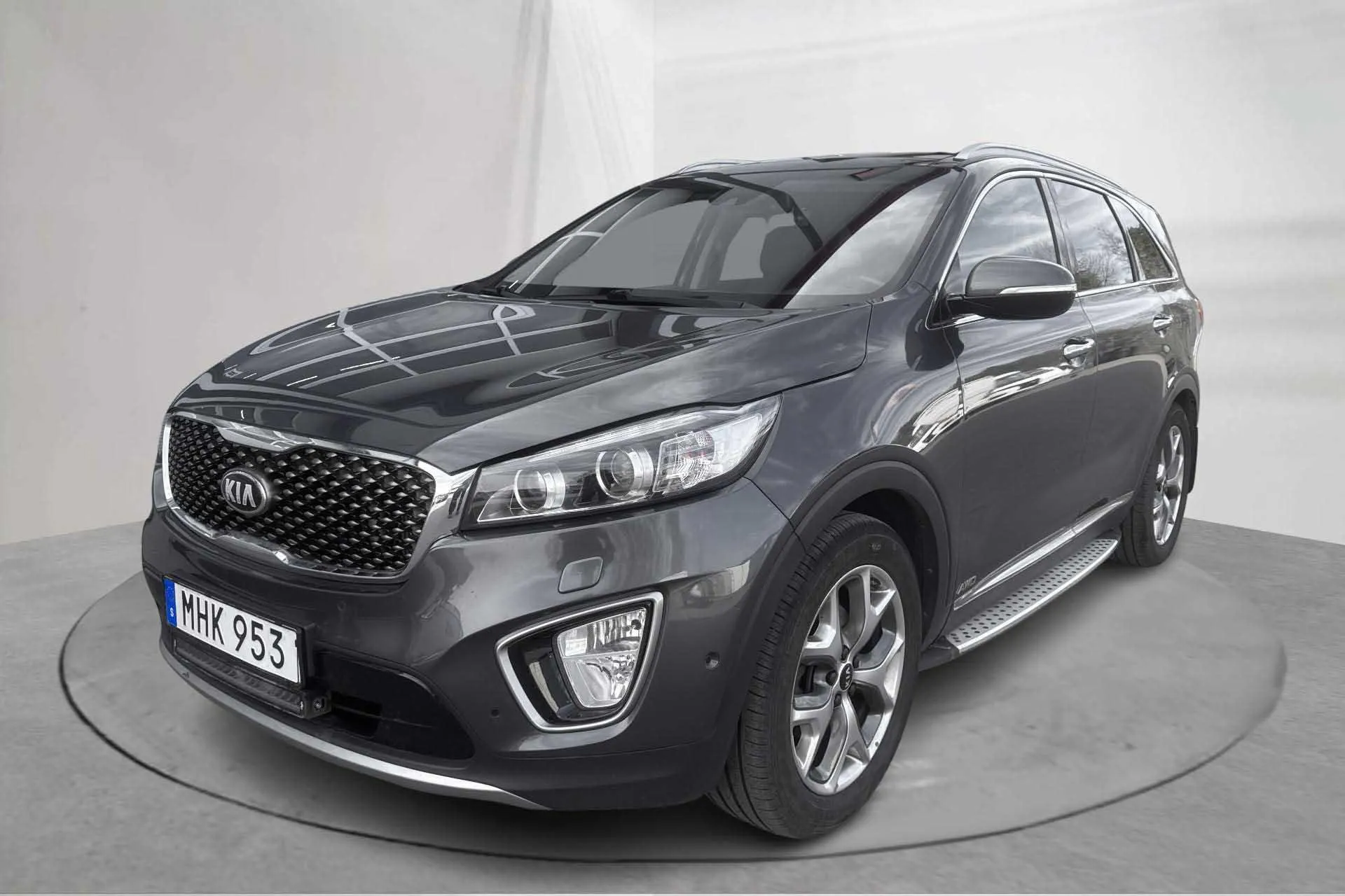 Presentationsfoto 1 av 23: KIA Sorento 2.2 CRDi (200hk) - 14 729 mil - Automat - grå - 2016