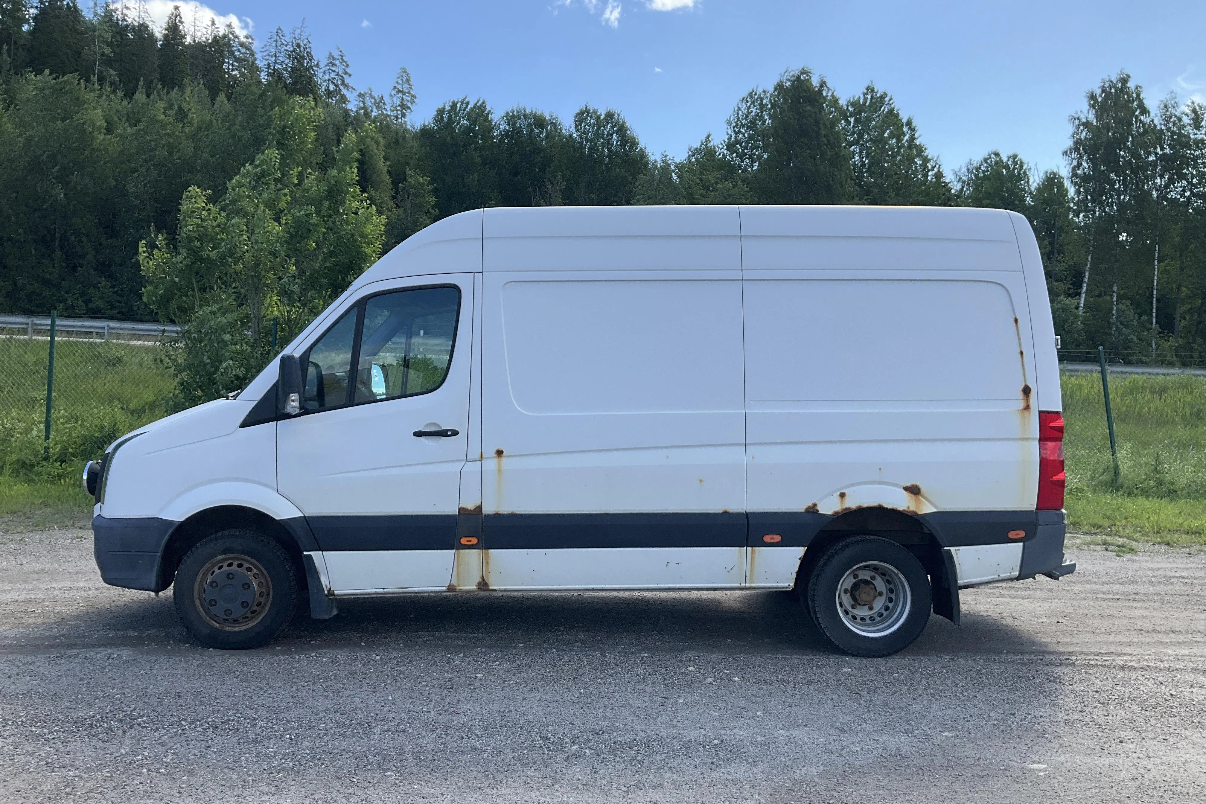 Presentation photo 2 of 14: VW Crafter 50 2.0 TDI Skåp (163hk) - 142 230 km - Manual - white - 2015