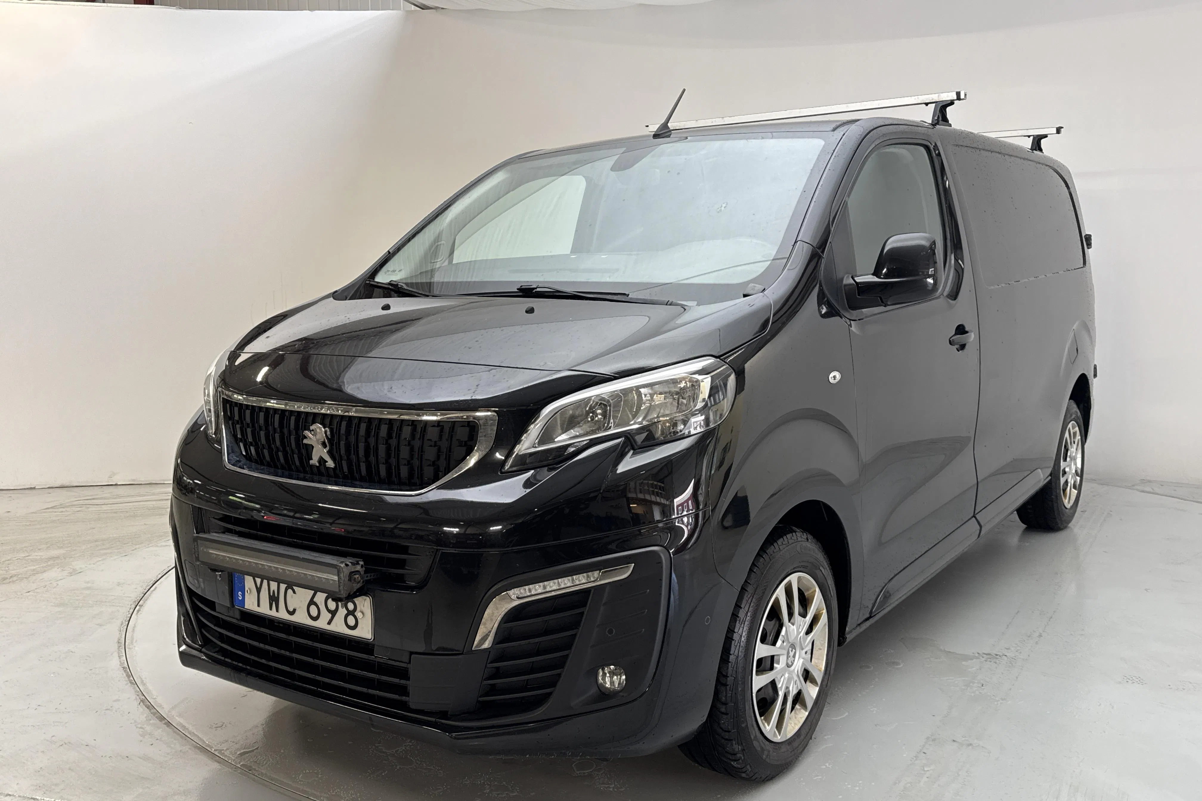 Presentation photo 1 of 12: Peugeot Expert BlueHDi Skåp (122hk) - 130 910 km - Manual - 2018