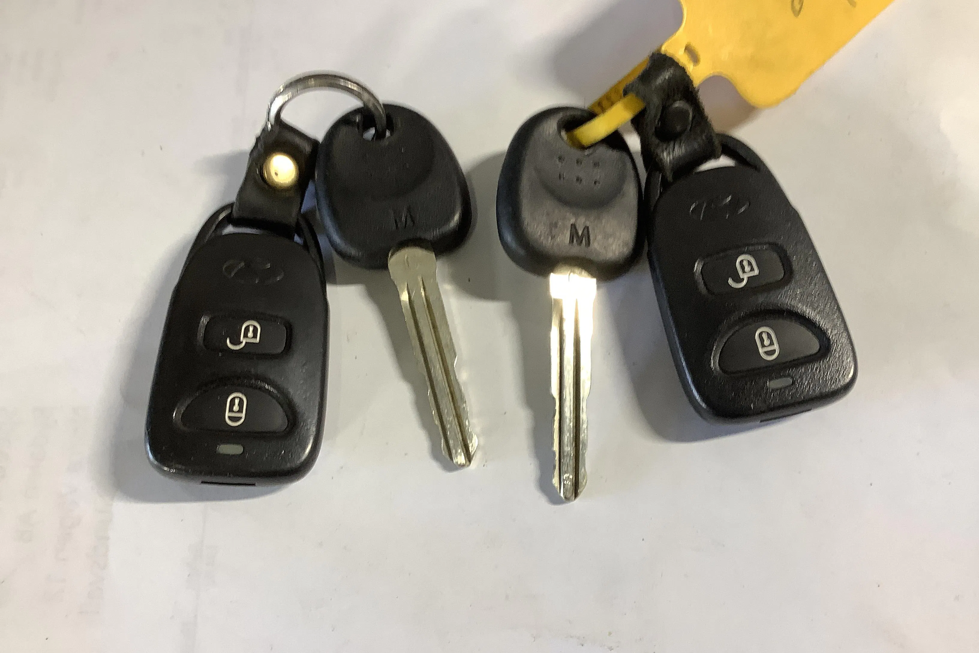 Presentationsfoto 15 av 15: Hyundai Santa Fé 2.7 V6 (189hk) - 16 571 mil - Automat - röd - 2007