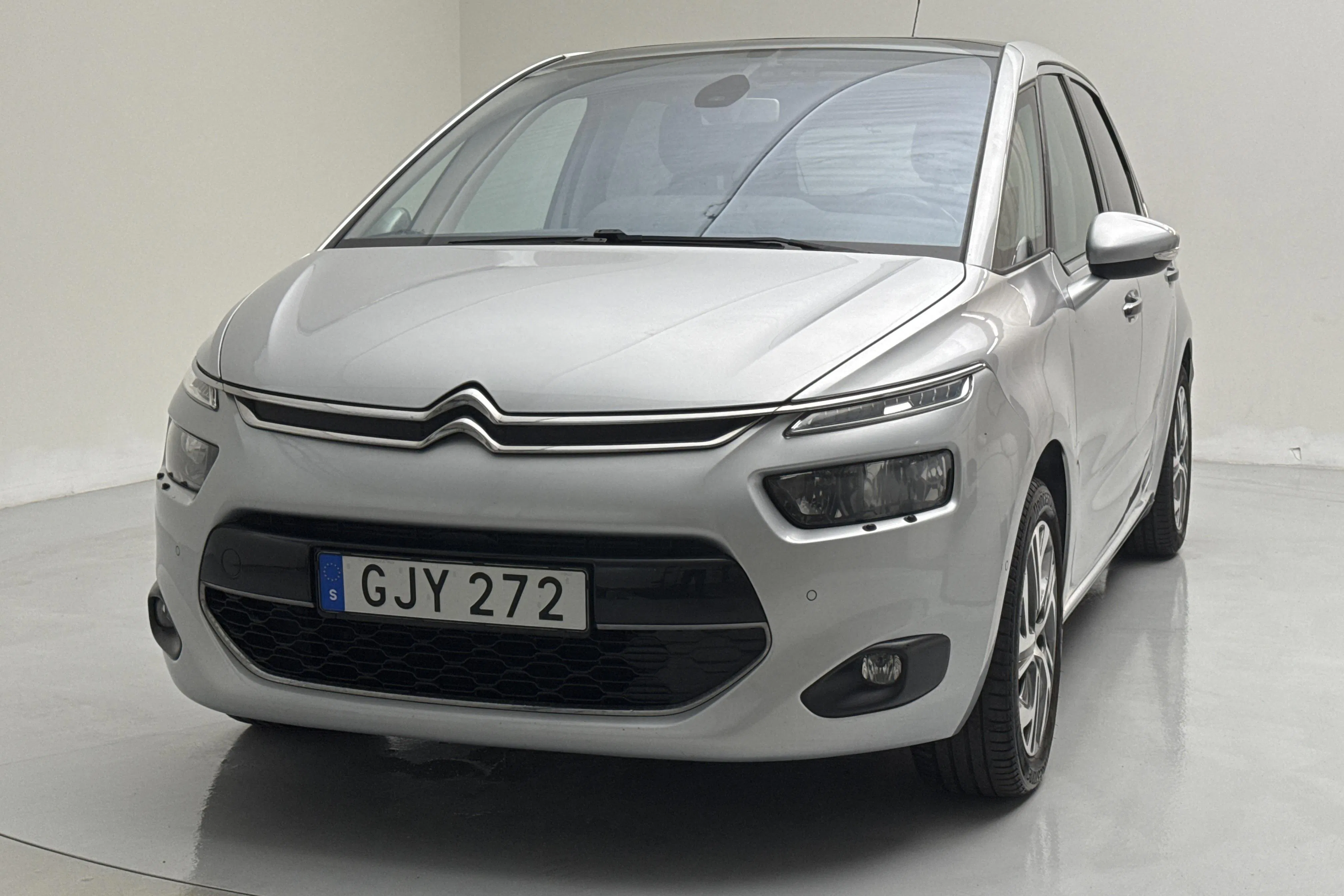 Presentation photo 1 of 15: Citroën C4 Picasso 1.6 HDi (115hk) - 90 010 km - Manual - silver - 2015