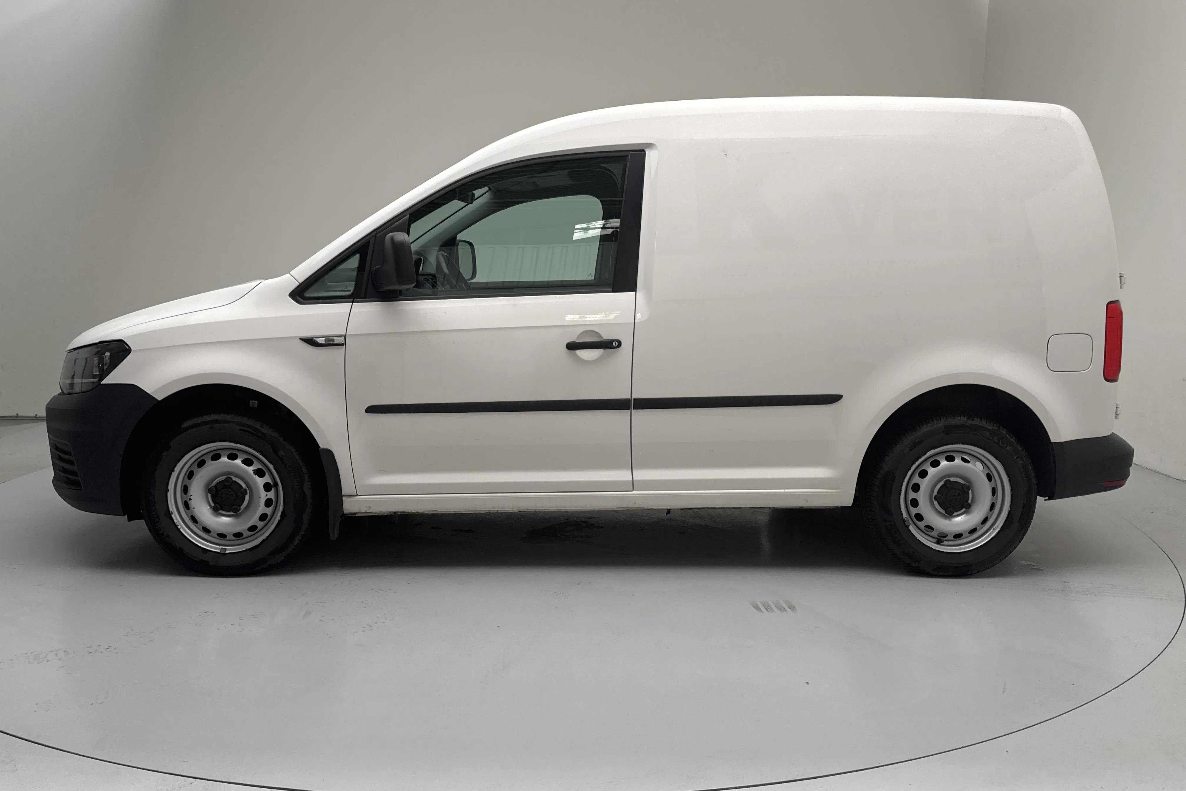 Presentation photo 2 of 14: VW Caddy 2.0 TDI Skåp (75hk) - 112 270 km - Manual - white - 2019