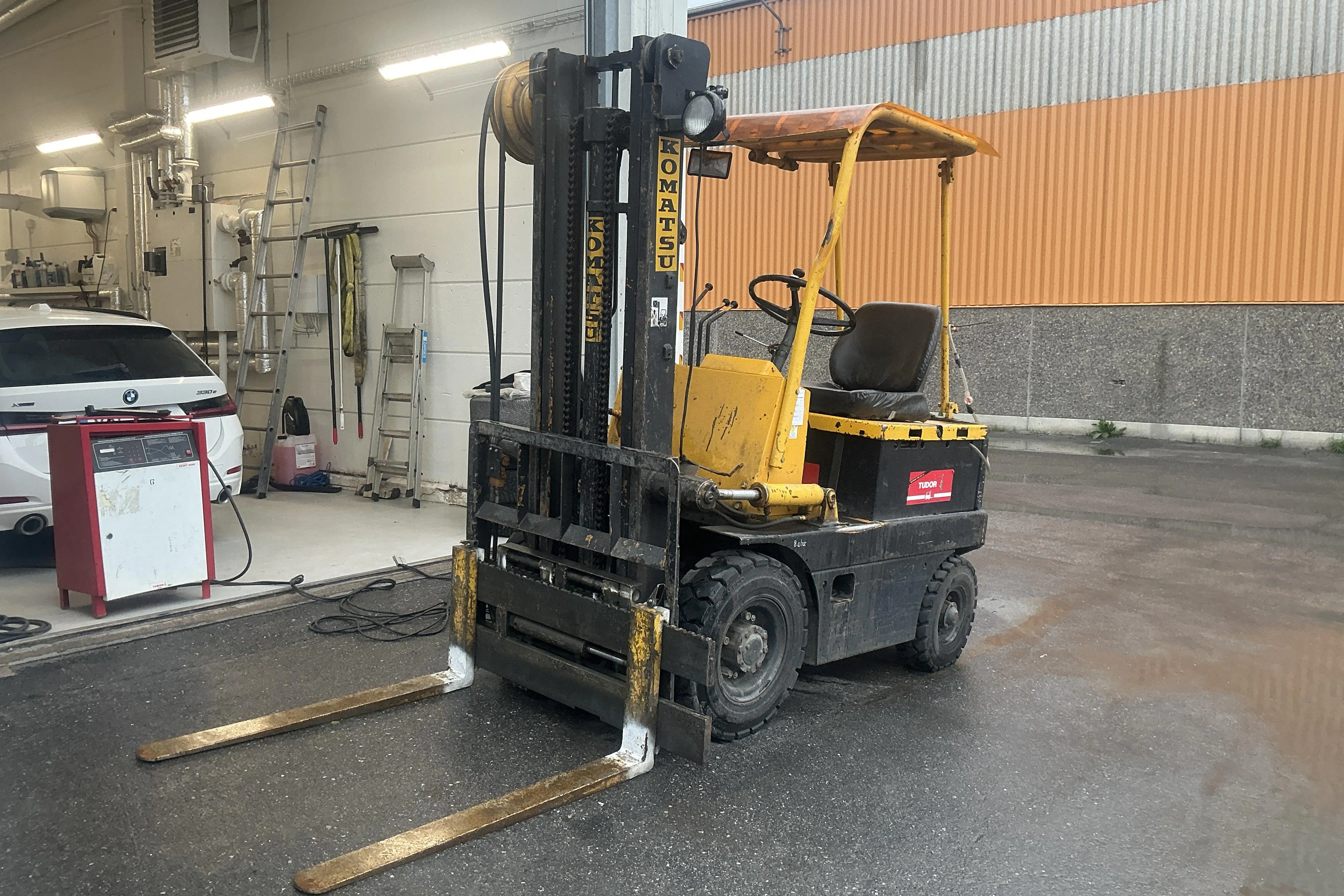 Presentation photo 1 of 22: Komatsu FB20 Truck - 0 km