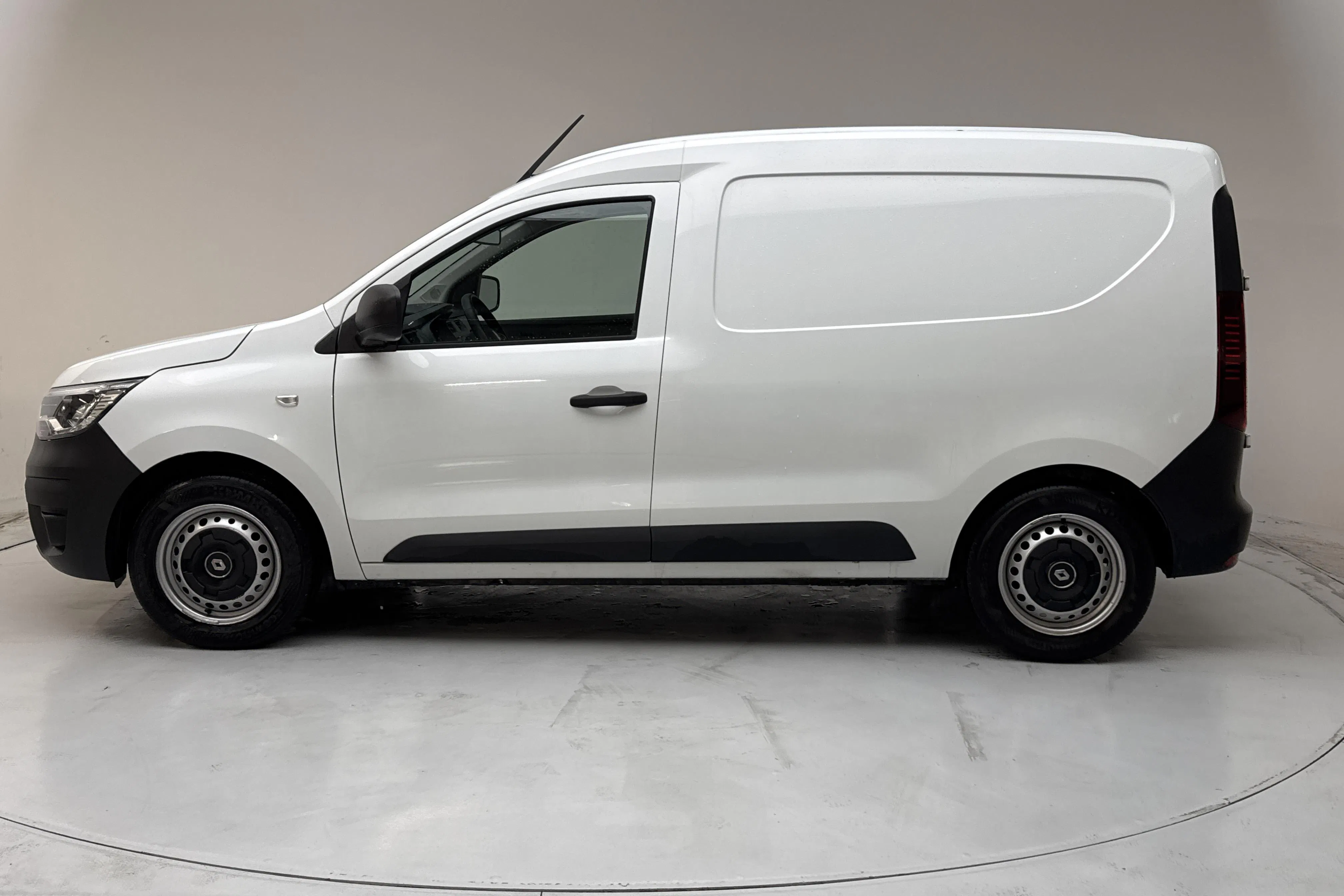 Presentation photo 2 of 12: Renault Express 1.5 dCi Skåp (95hk) - 32 510 km - Manual - white - 2023