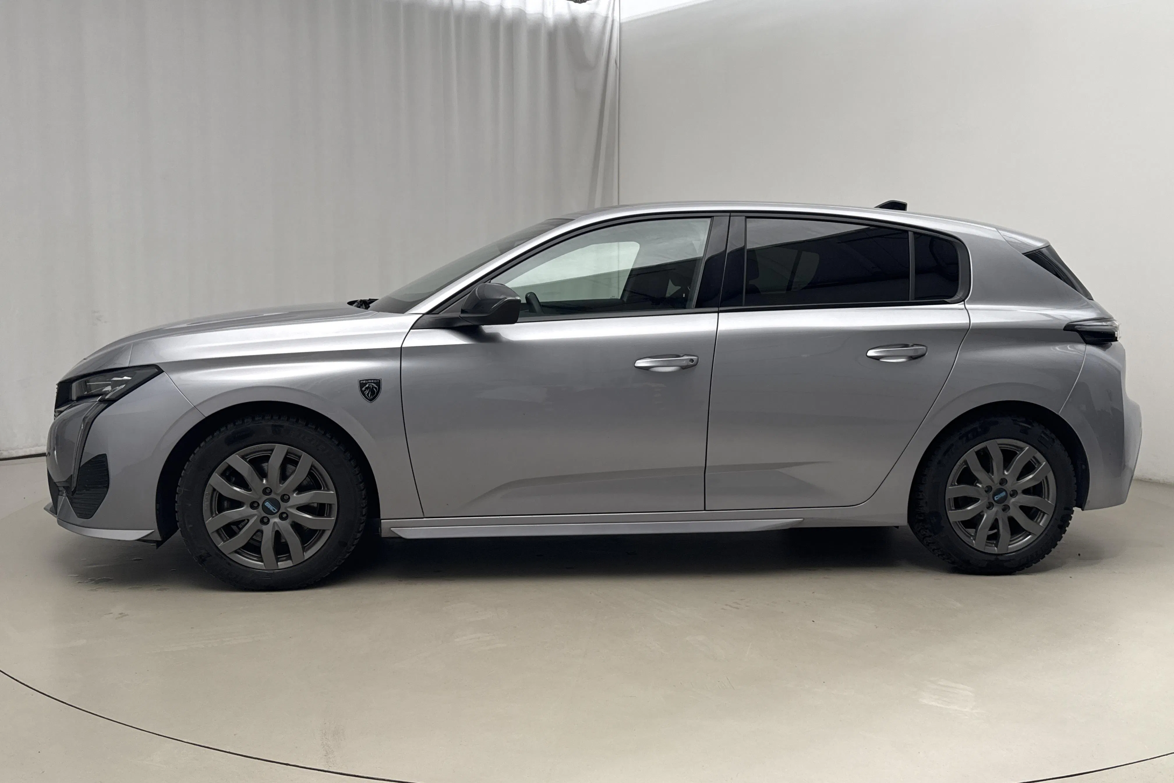 Presentation photo 2 of 17: Peugeot 308 1.5 Blue HDI 5dr (130hk) - 61 470 km - Automatic - gray - 2023