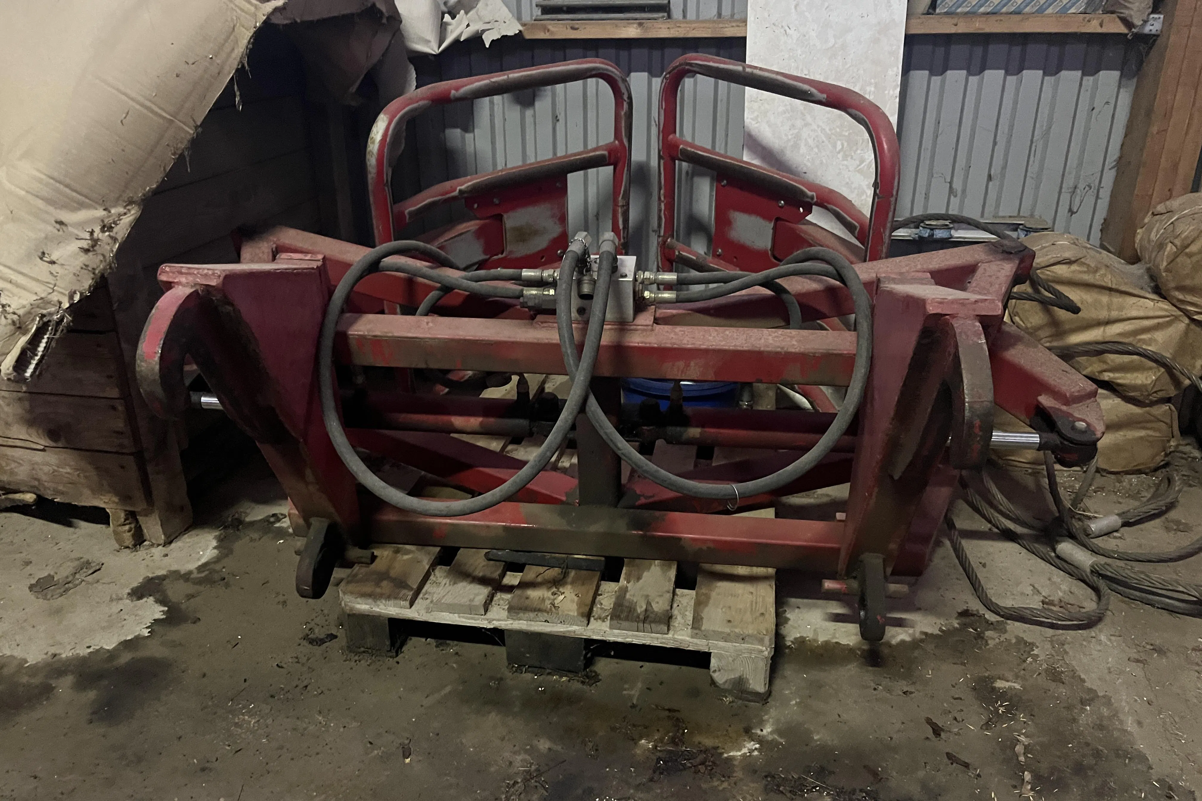 Presentation photo 6 of 6: Balgrip Hydraulisk - 0 km - red