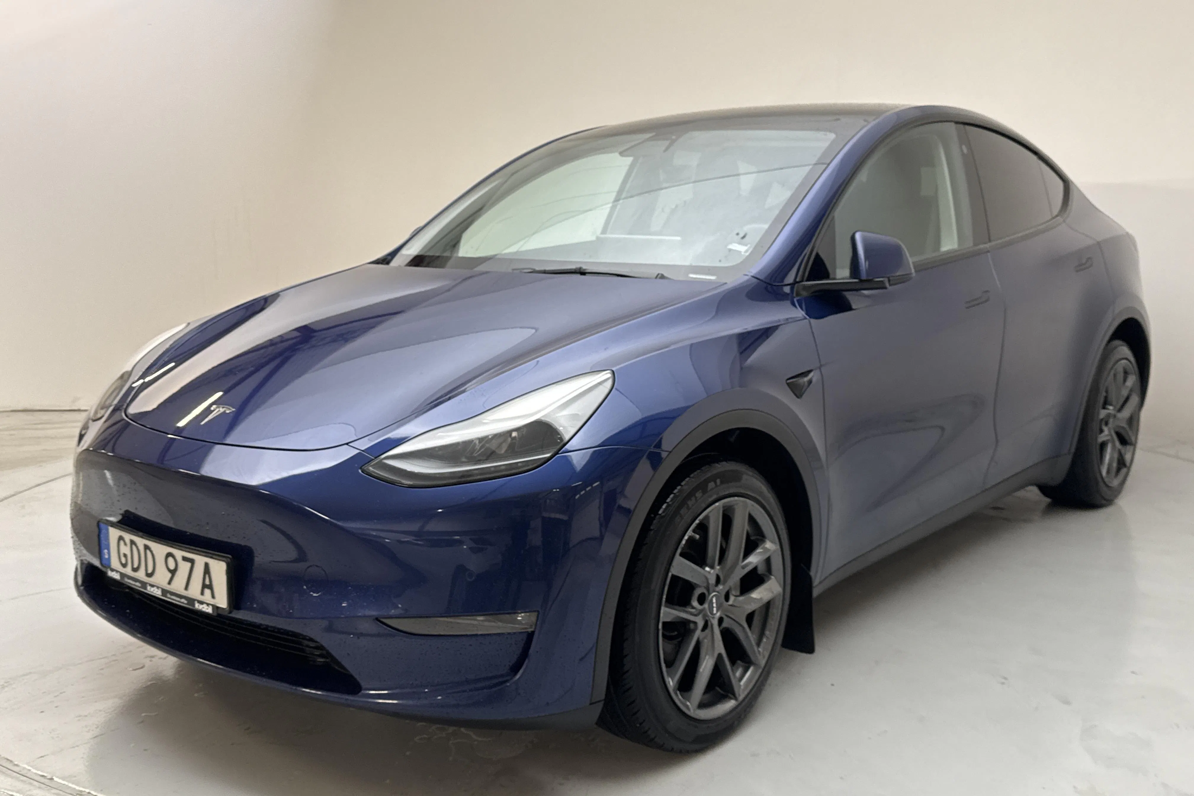 Presentation photo 1 of 18: Tesla Model Y Long Range Dual Motor AWD - 166 870 km - Automatic - blue - 2021