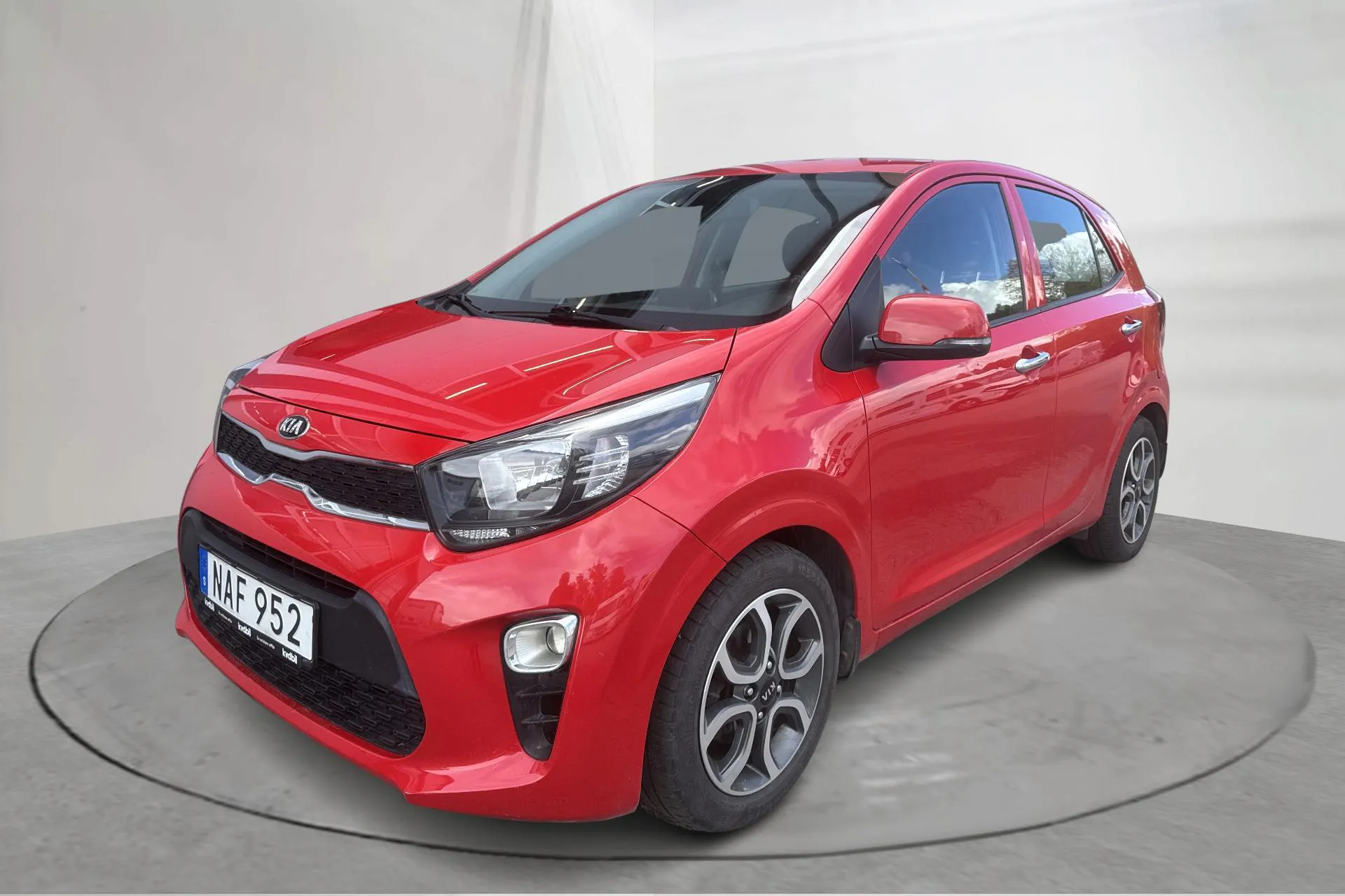 Presentationsfoto 1 av 14: KIA Picanto 1.0 DPI (67hk) - 13 655 mil - Manuell - röd - 2021