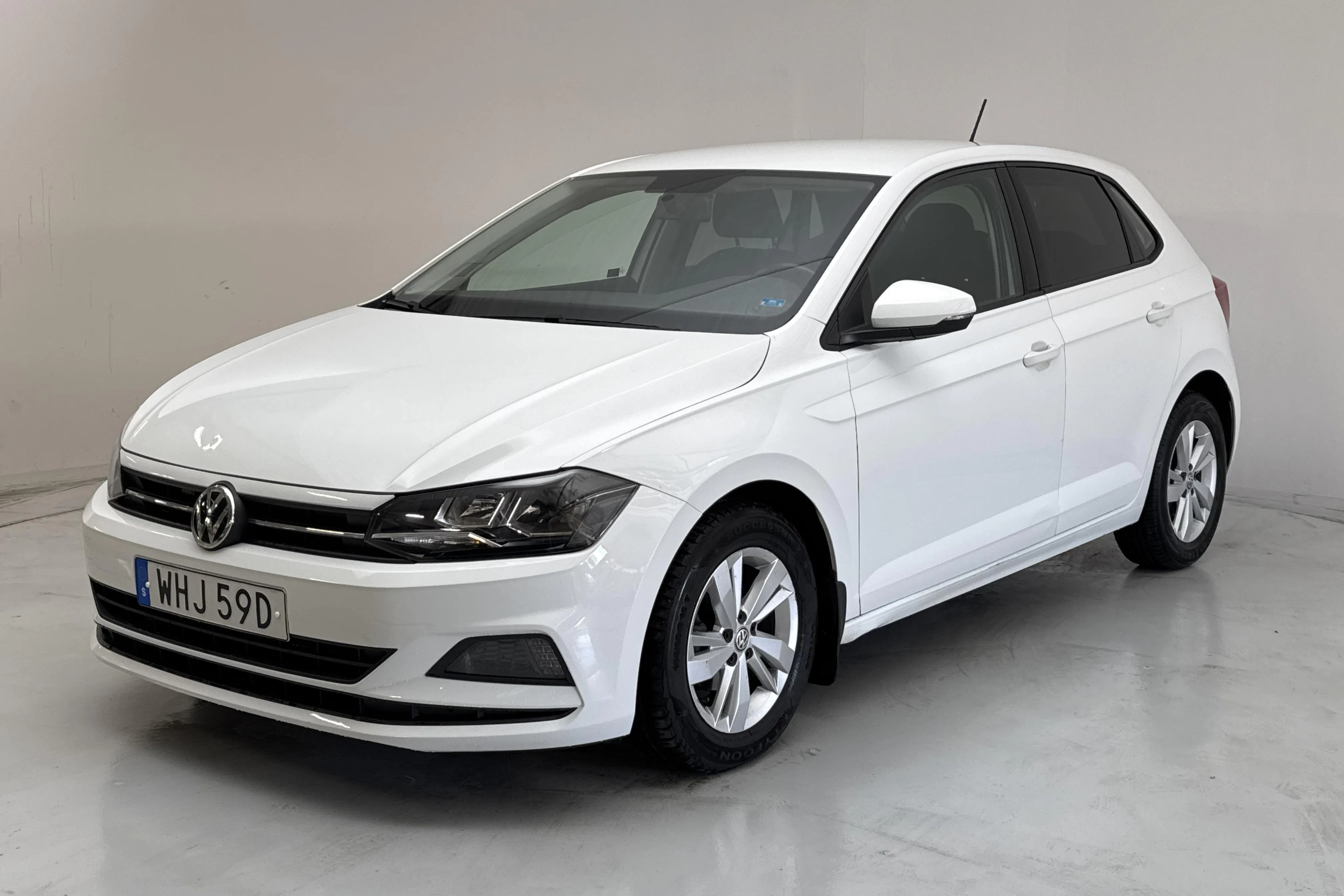 Presentationsfoto 1 av 11: VW Polo 1.0 TSI 5dr (95hk) - 18 315 mil - Automat - vit - 2020