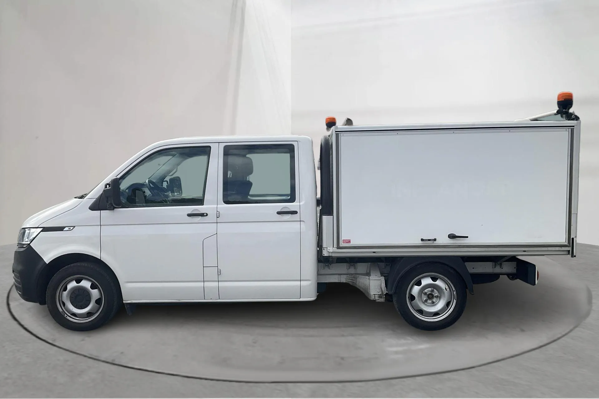 Presentationsfoto 2 av 14: VW Transporter T6 2.0 TDI BMT 4MOTION (150hk) - 16 254 mil - Manuell - vit - 2020