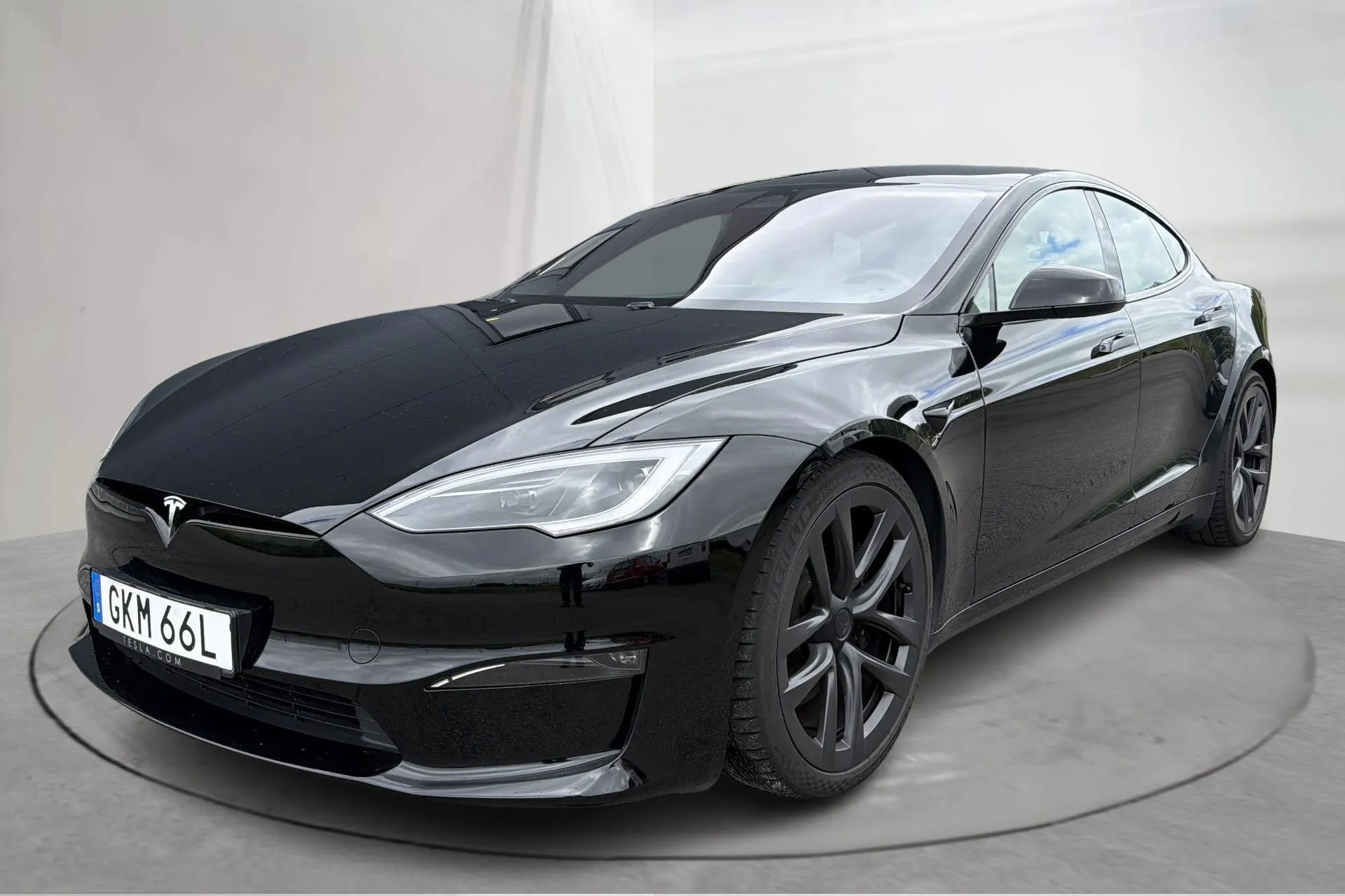 Presentationsfoto 1 av 21: Tesla Model S Dual Motor Long Range AWD - 6 518 mil - Automat - svart - 2023