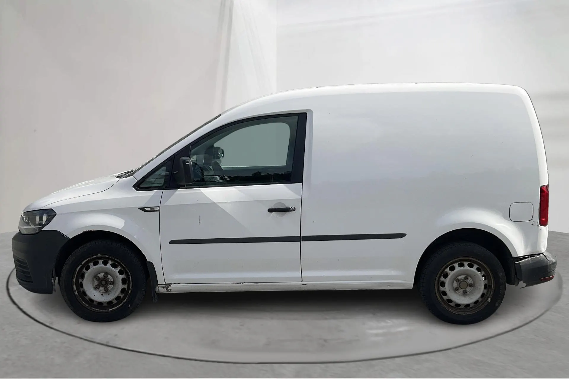 Presentationsfoto 2 av 14: VW Caddy 1.6 TDI Skåp (75hk) - 23 087 mil - Manuell - vit - 2016