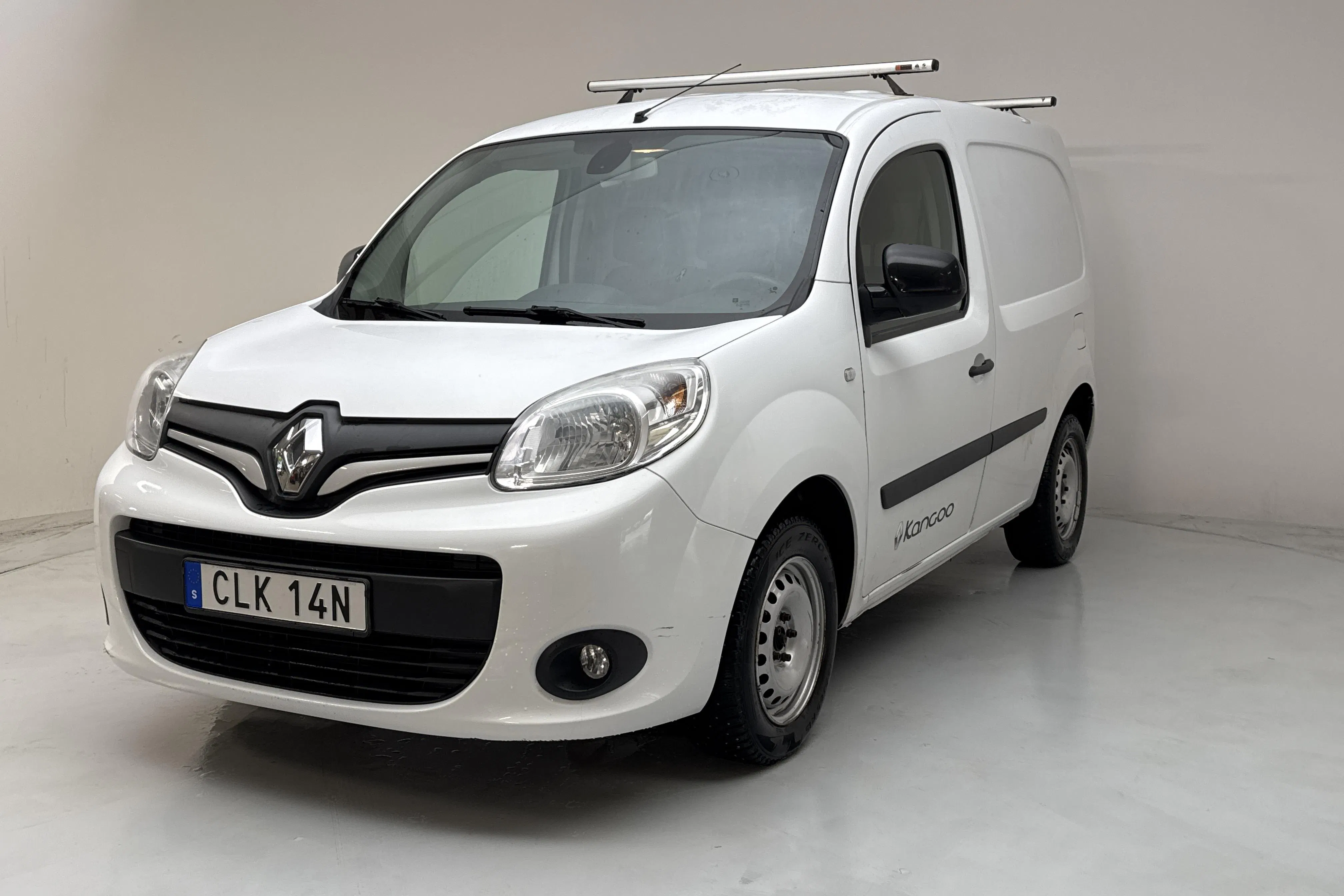 Presentation photo 1 of 13: Renault Kangoo 1.5 dCi Express (90hk) - 140 040 km - Automatic - white - 2019