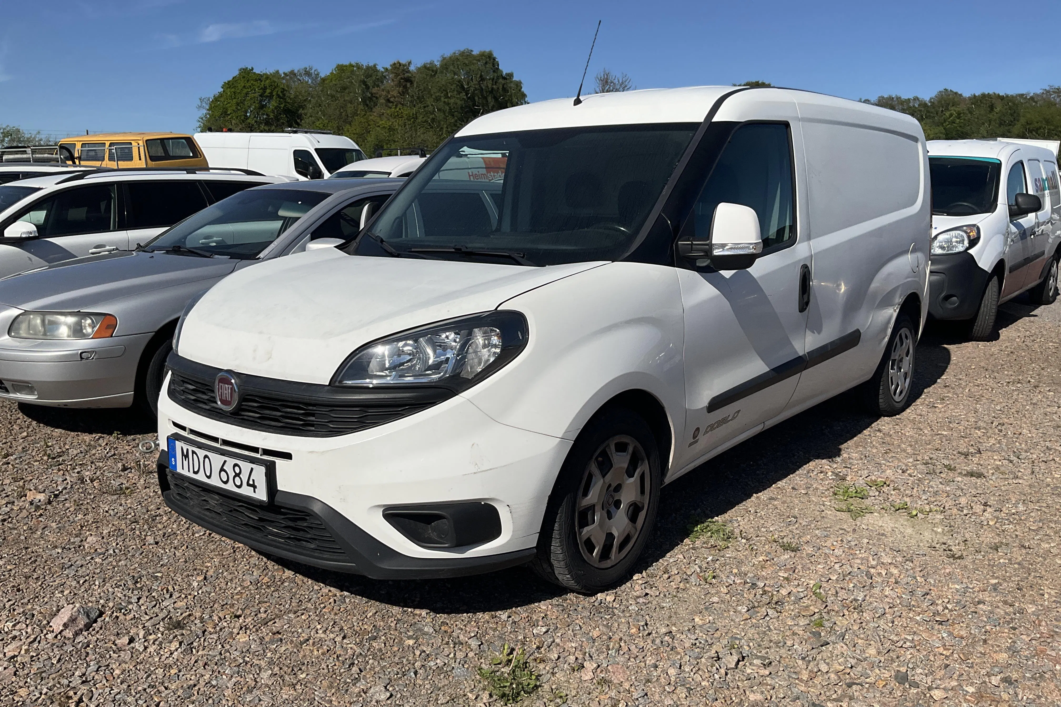 Presentationsfoto 1 av 13: Fiat Doblo Cargo 1.6 MJT (105hk) - 24 476 mil - Manuell - vit - 2018