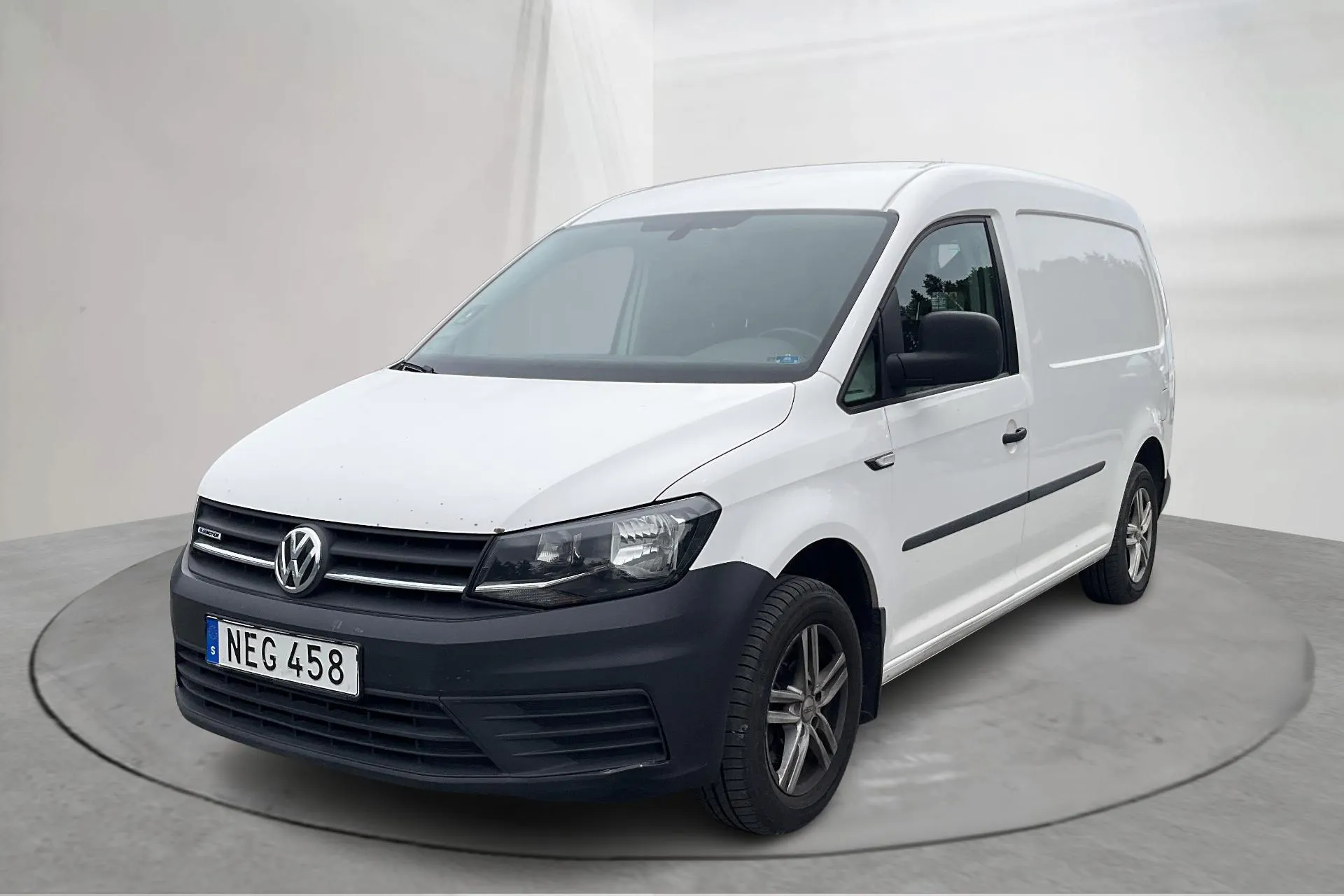 Presentationsfoto 1 av 11: VW Caddy 1.4 TGI Maxi Skåp (110hk) - 14 816 mil - Manuell - vit - 2016