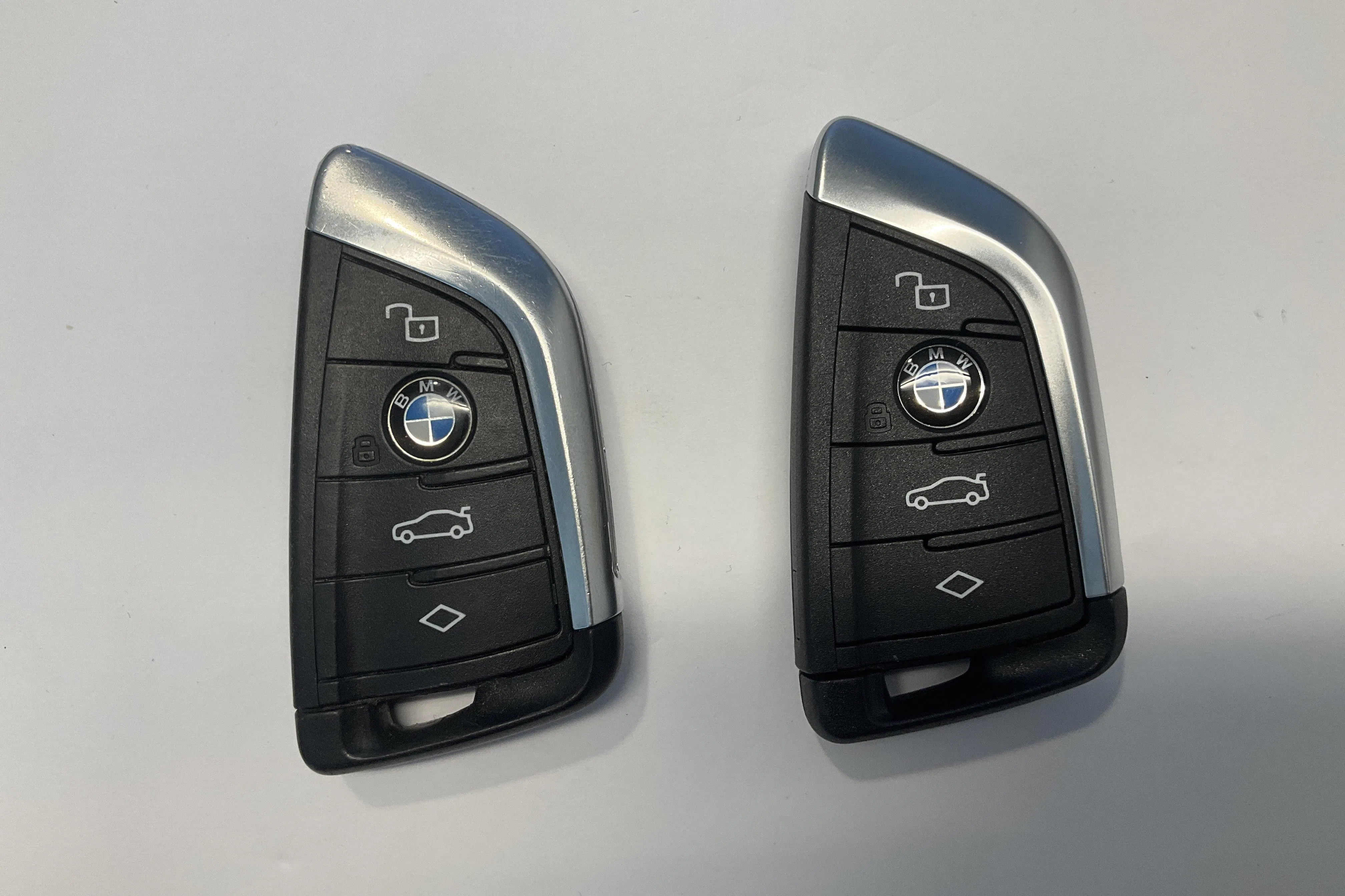 Presentation photo 17 of 17: BMW 330e sDrive Touring LCI, G21 (292hk) - 76 300 km - Automatic - black - 2023