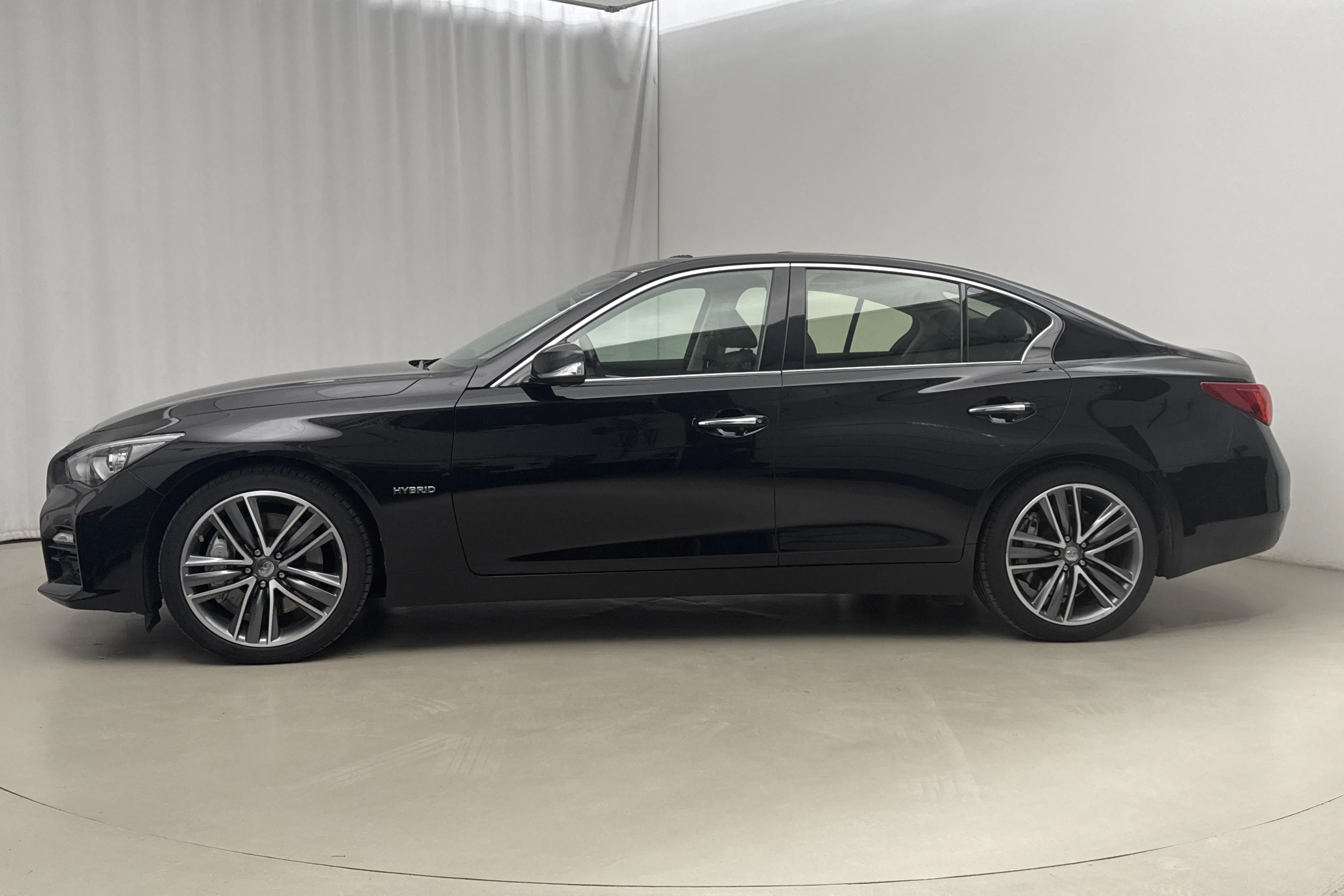 Presentation photo 2 of 18: Infiniti Q50S Hybrid AWD 3.5 (364hk) - 123 050 km - Automatic - black - 2016