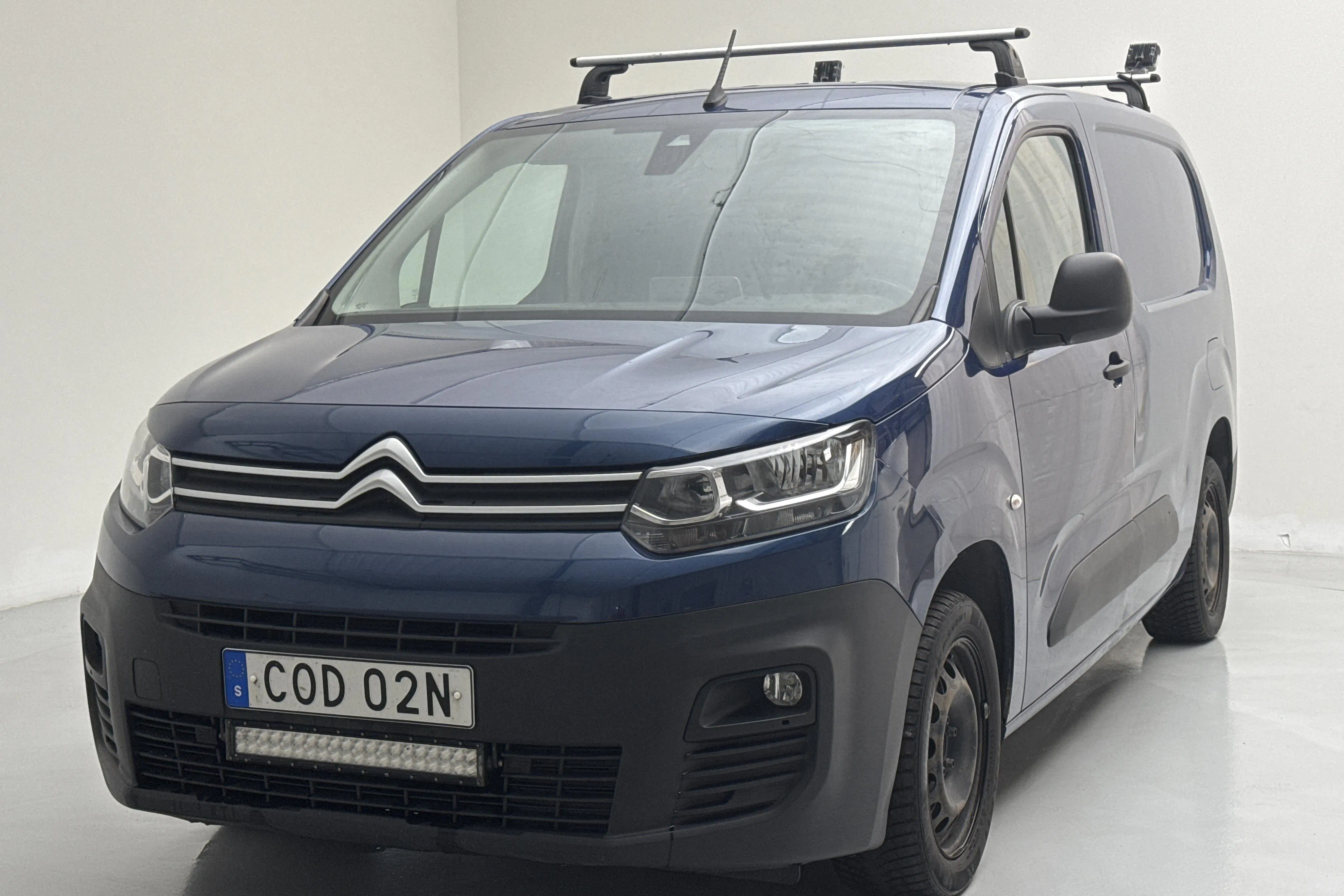 Presentation photo 1 of 13: Citroën Berlingo 1.5 BlueHDi Skåp (130hk) - 148 170 km - Automatic - blue - 2020
