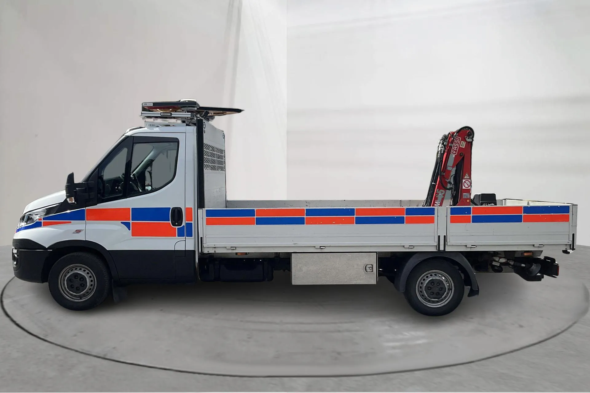Presentation photo 2 of 37: Iveco Daily 35 2.3 (136hk) - 130 670 km - Automatic - white - 2017