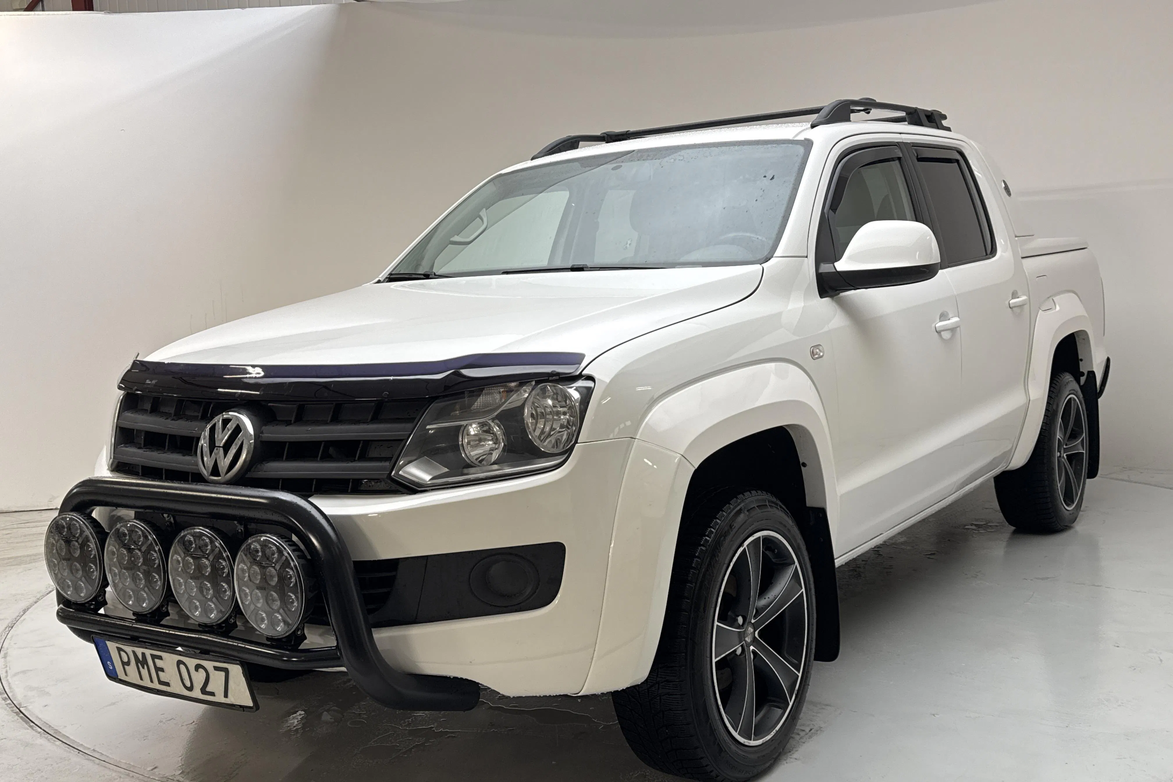 Presentation photo 1 of 11: VW Amarok 2.0 TDI 4motion (140hk) - 180 690 km - Manual - white - 2014