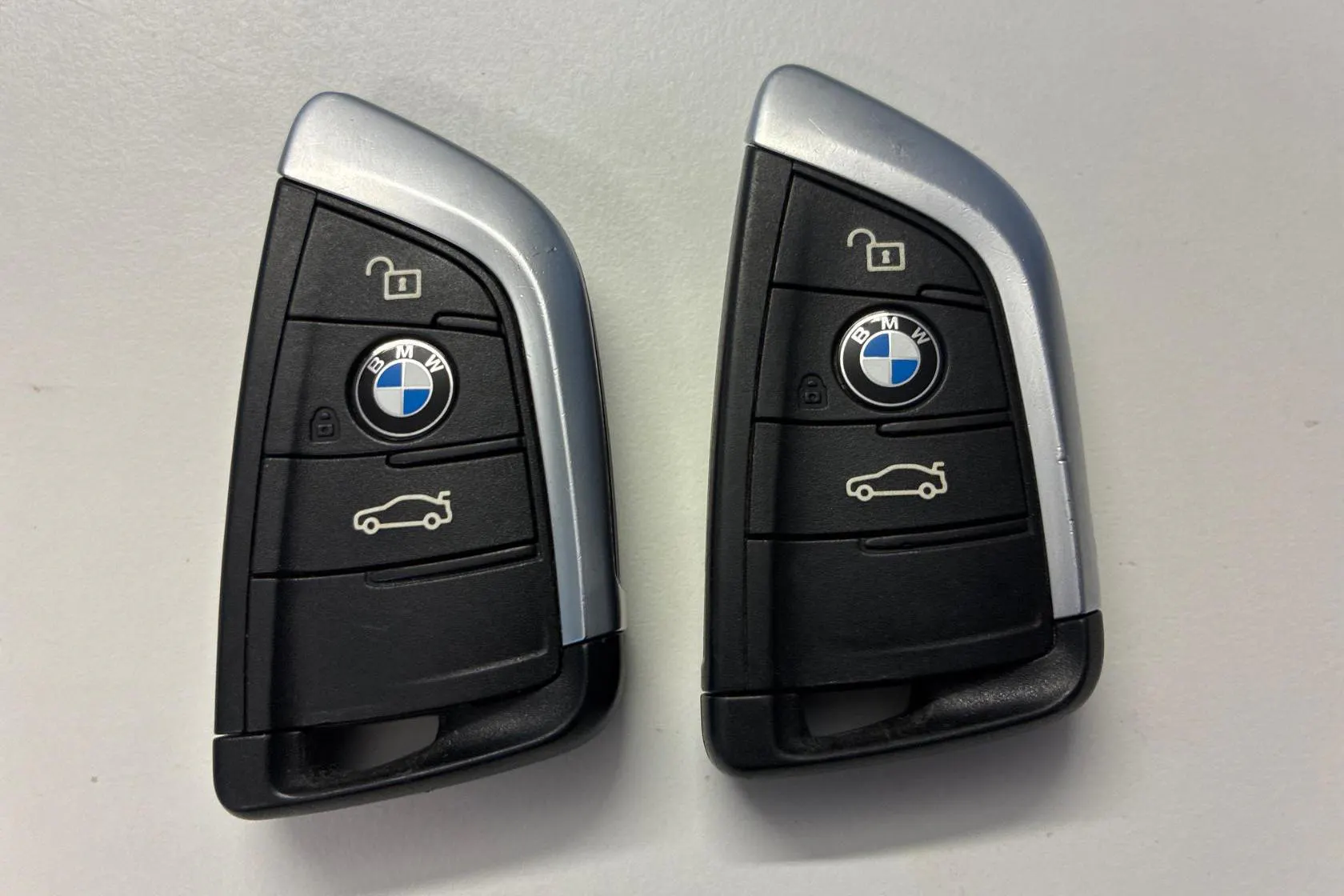 Presentationsfoto 19 av 19: BMW 225xe Active Tourer, F45 (224hk) - 16 742 mil - Automat - silver - 2017