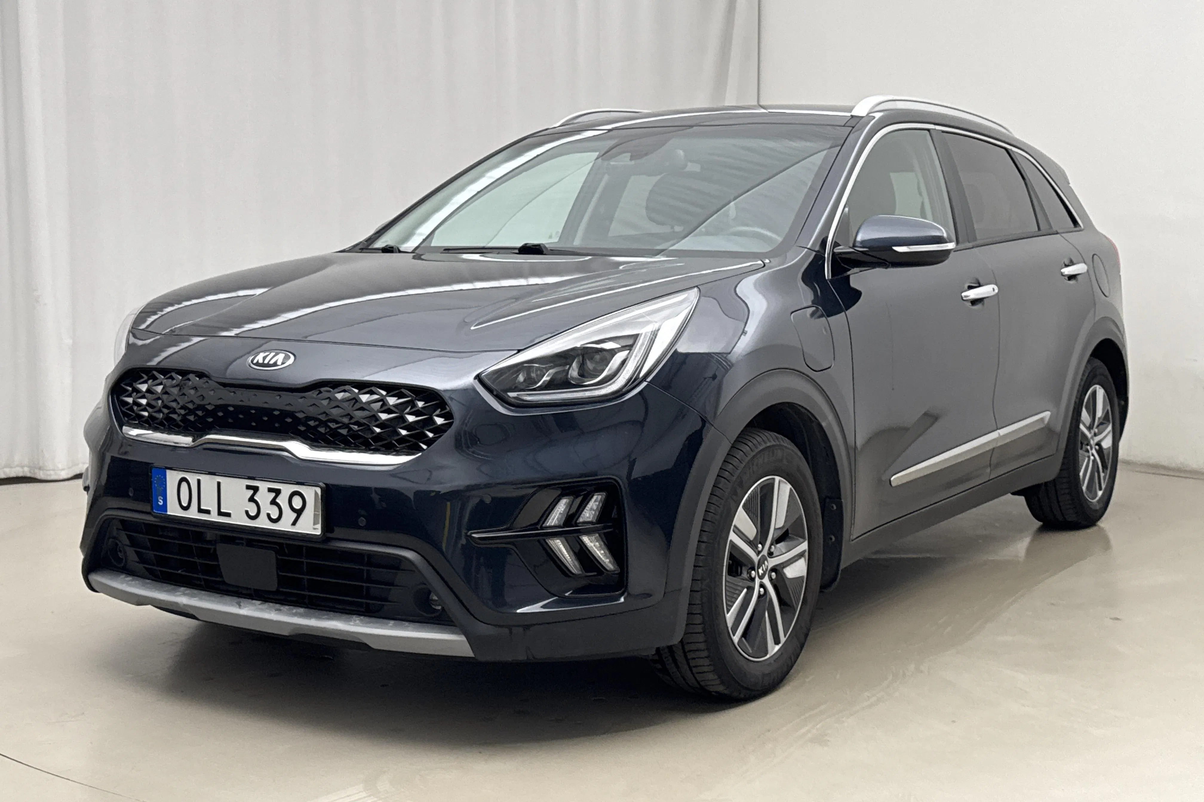 Presentation photo 1 of 20: KIA Niro Plug-in Hybrid 1.6 (141hk) - 7 814 Scandinavian mile - Automatic - blue - 2021