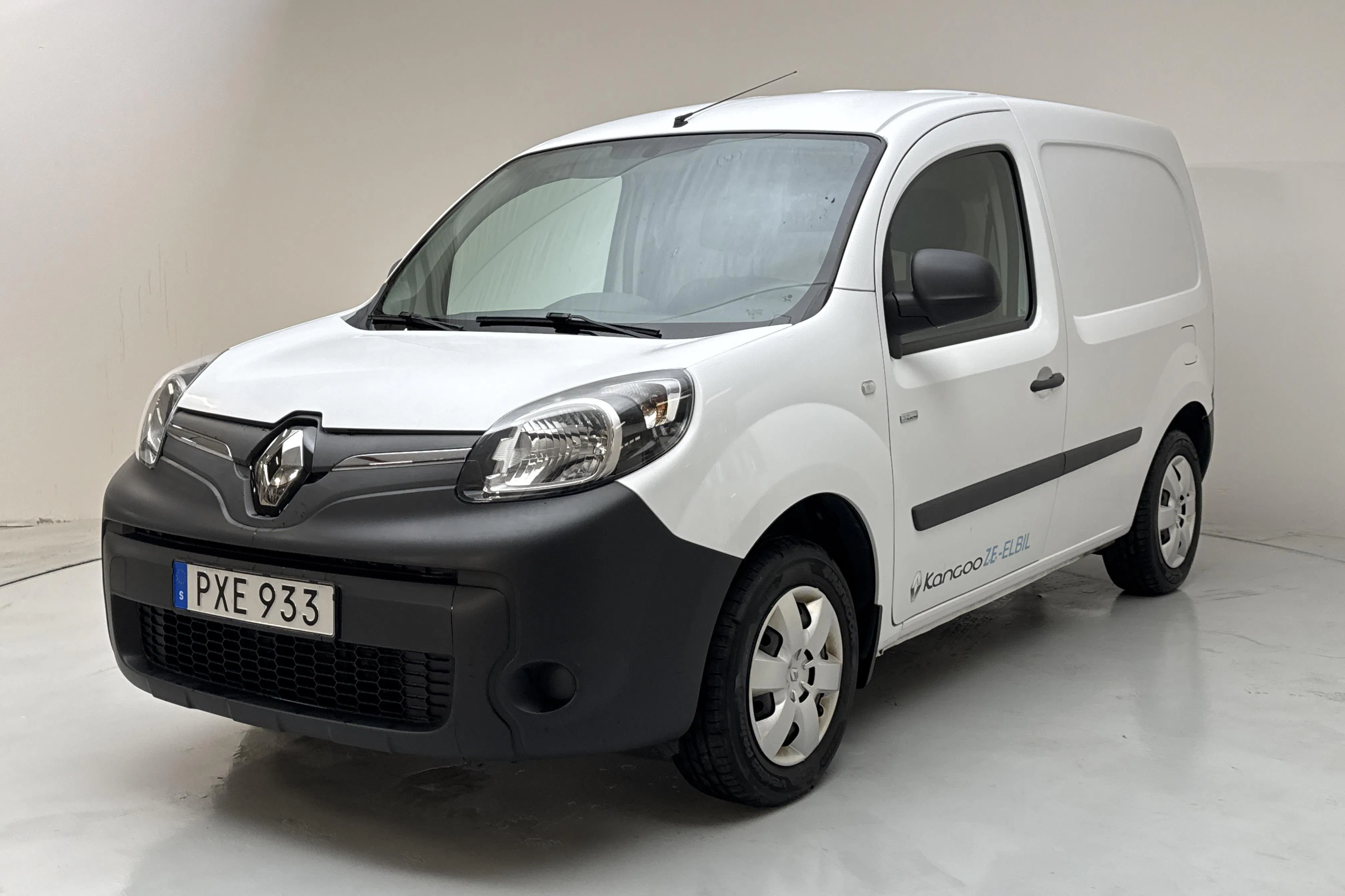 Presentation photo 1 of 13: Renault Kangoo Z.E Power Plus 33kWh Skåp (60hk) - 49 300 km - Automatic - white - 2018