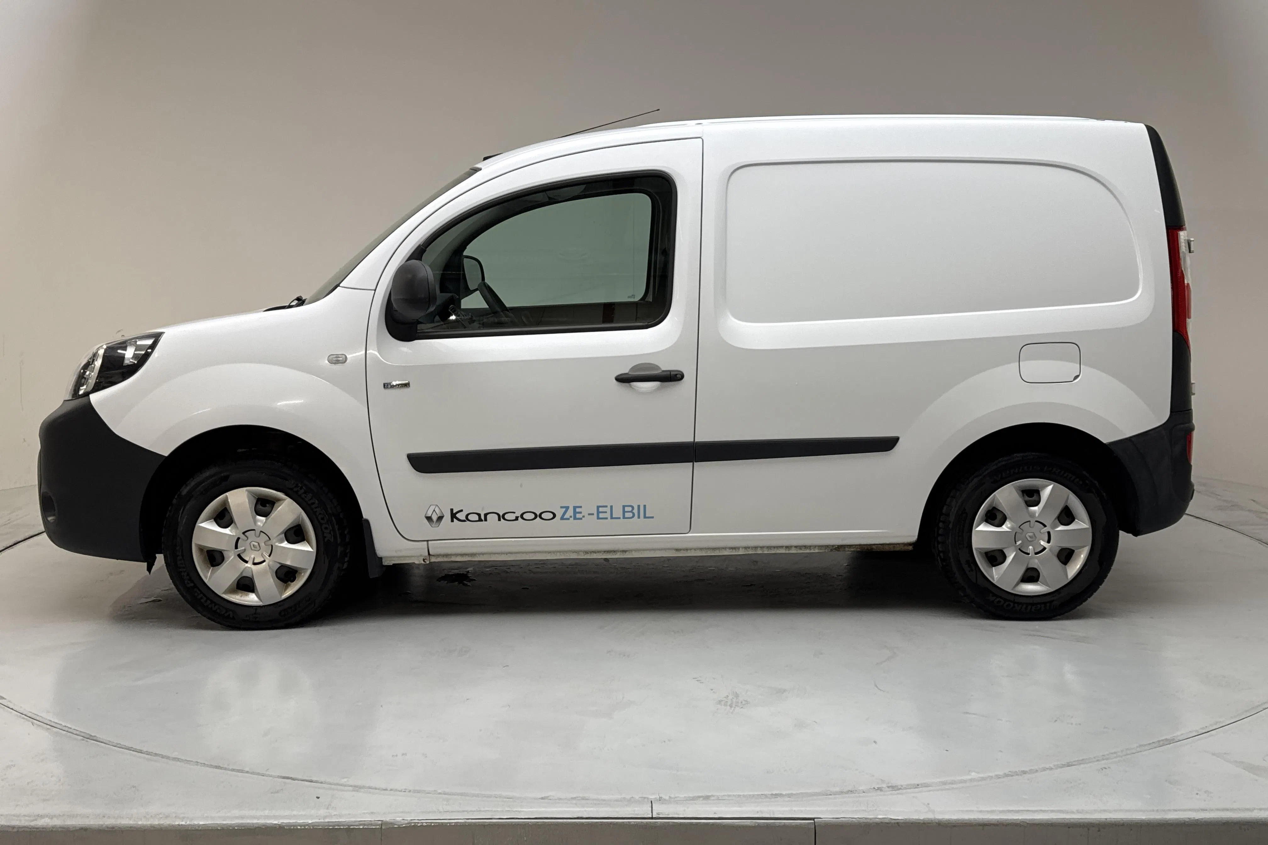 Presentation photo 2 of 13: Renault Kangoo Z.E Power Plus 33kWh Skåp (60hk) - 49 300 km - Automatic - white - 2018