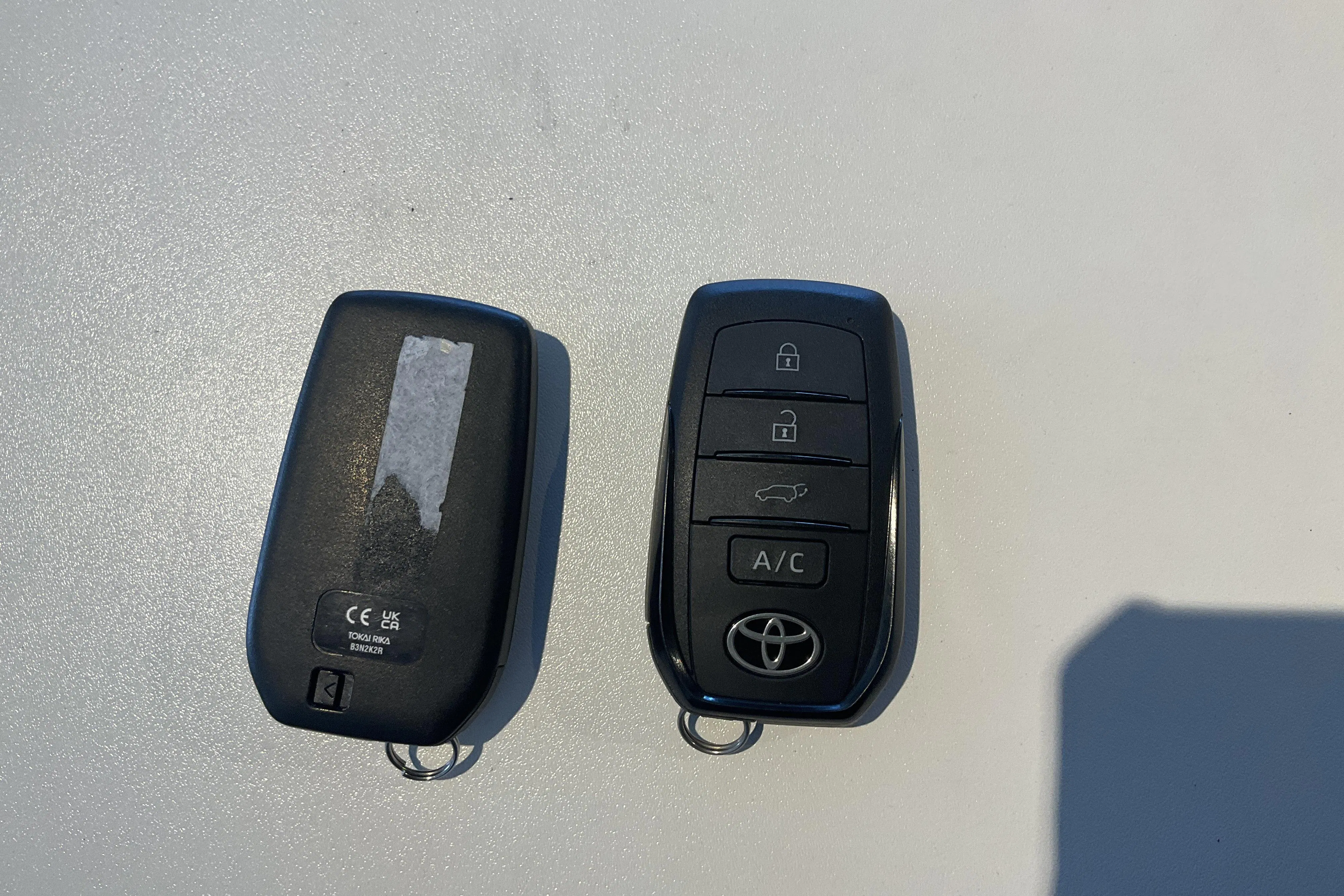 Presentationsfoto 16 av 16: Toyota bZ4X 71.4 kWh (204hk) - 1 627 mil - Automat - vit - 2023