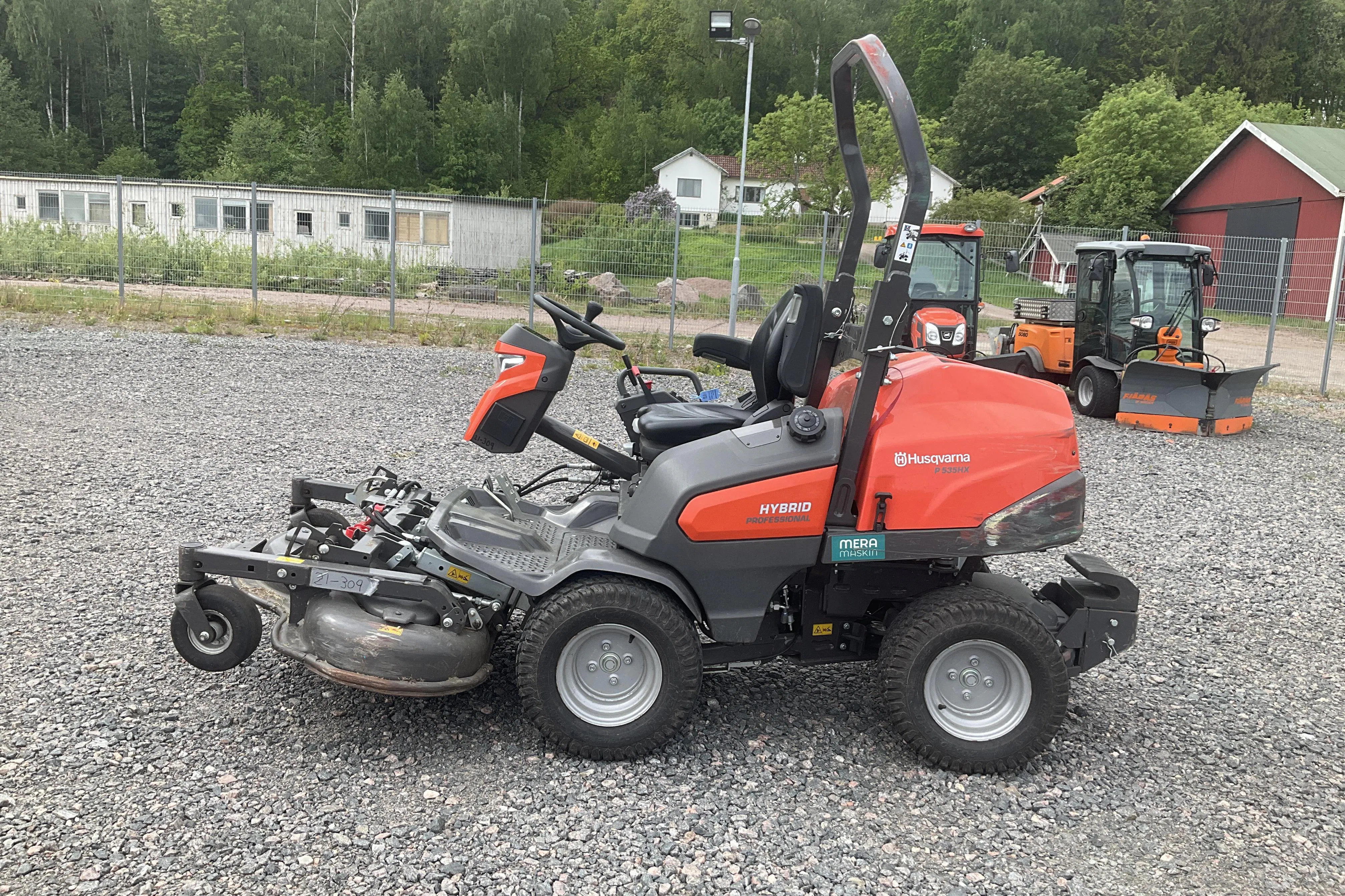 Presentationsfoto 2 av 23: Husqvarna P535 HX (Hybrid) - 0 km - 2021