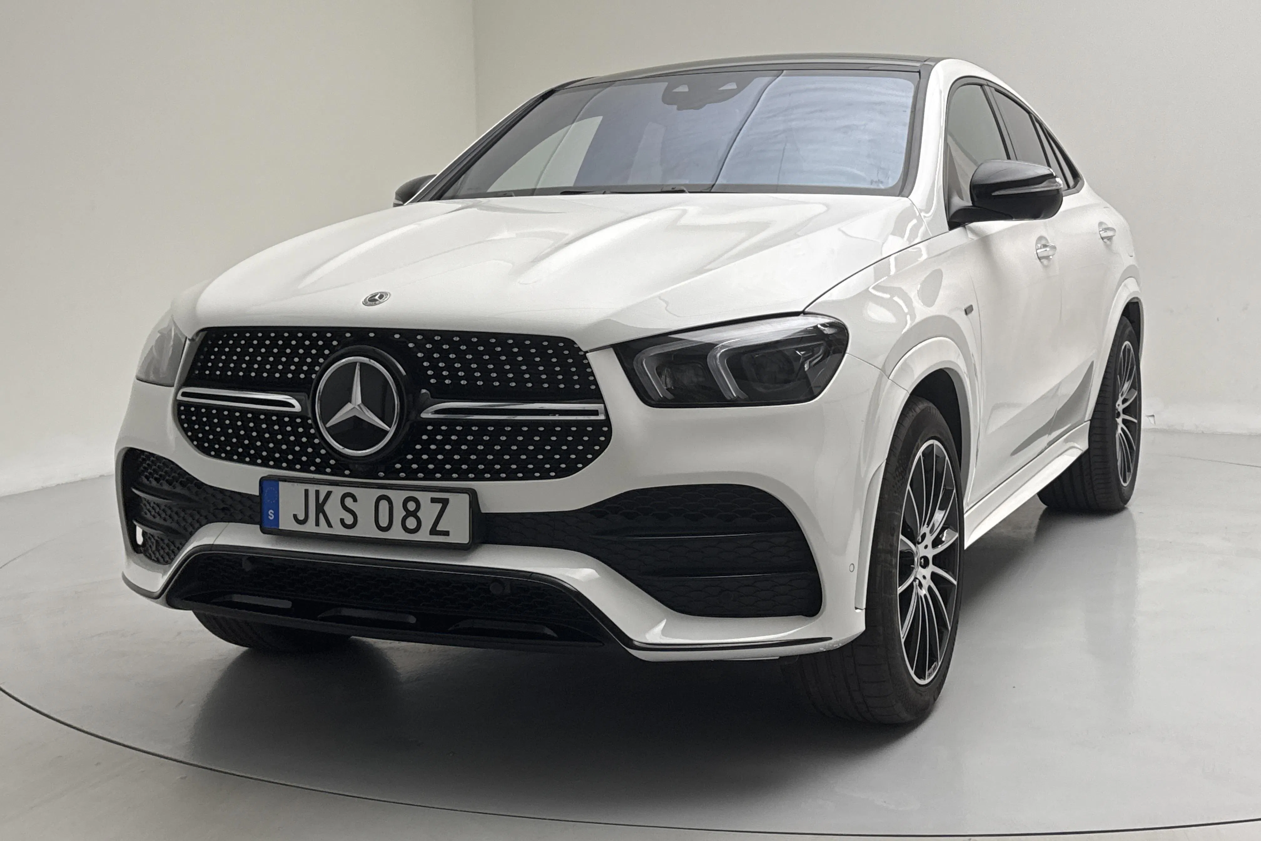 Presentation photo 1 of 21: Mercedes GLE 350 de 4MATIC Coupé C167 (333hk) - 139 750 km - Automatic - white - 2021