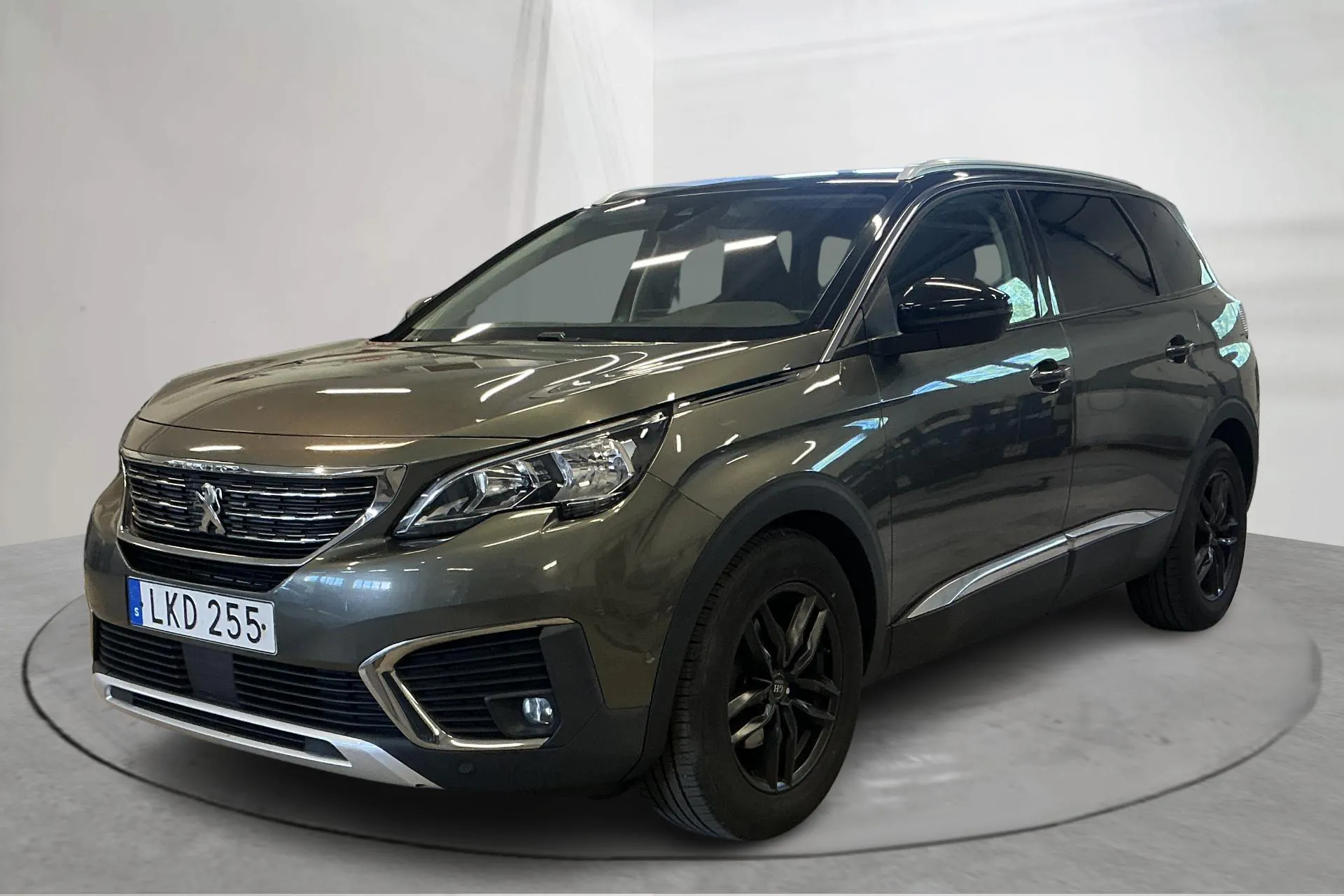 Presentationsfoto 1 av 13: Peugeot 5008 1.6 BlueHDi (120hk) - 20 149 mil - Automat - 2017