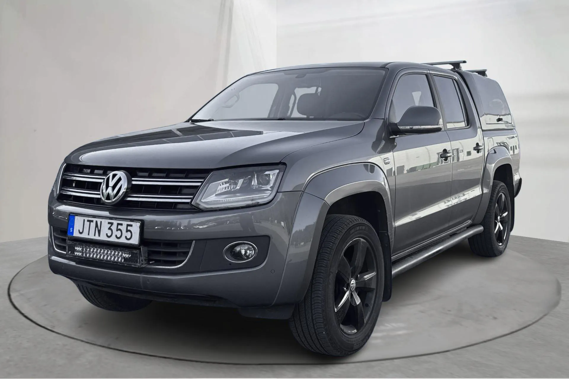Presentation photo 1 of 15: VW Amarok 2.0 TDI 4motion (180hk) - 223 660 km - Automatic - gray - 2016