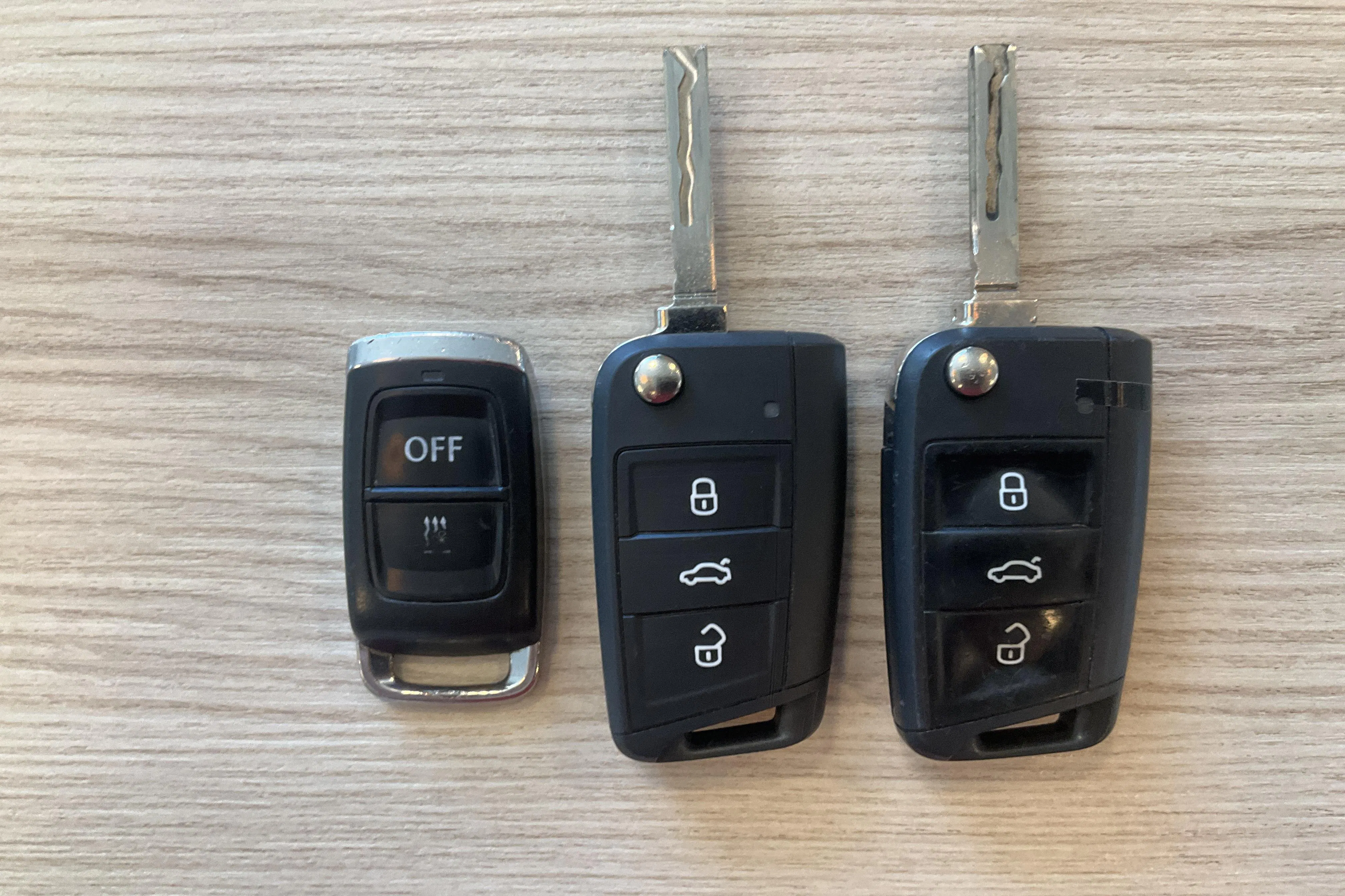 Presentationsfoto 13 av 13: Seat Ateca 1.5 TSI ACT 4Drive (150hk) - 30 782 mil - Automat - vit - 2019