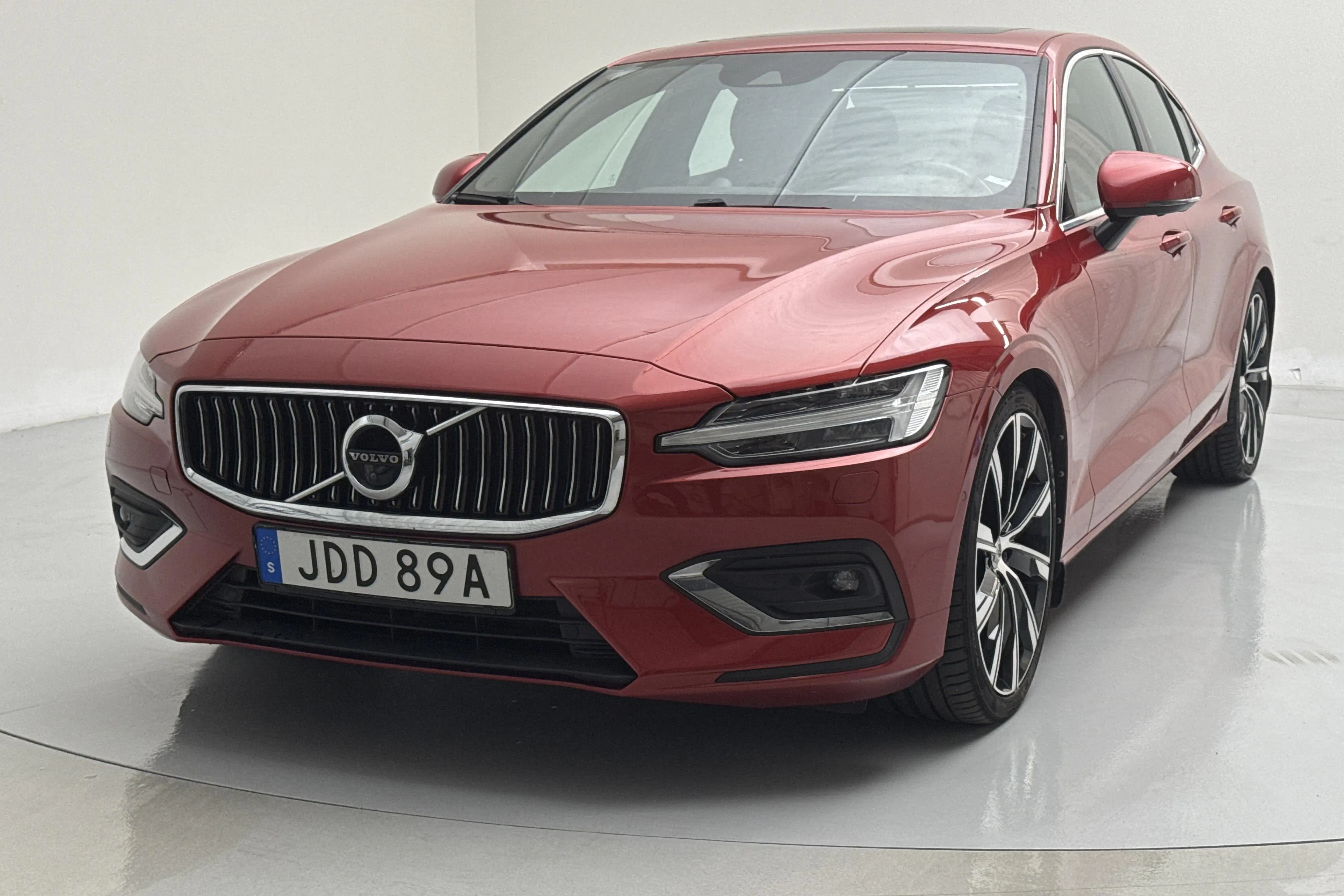 Volvo S60 T5 AWD (250hk)