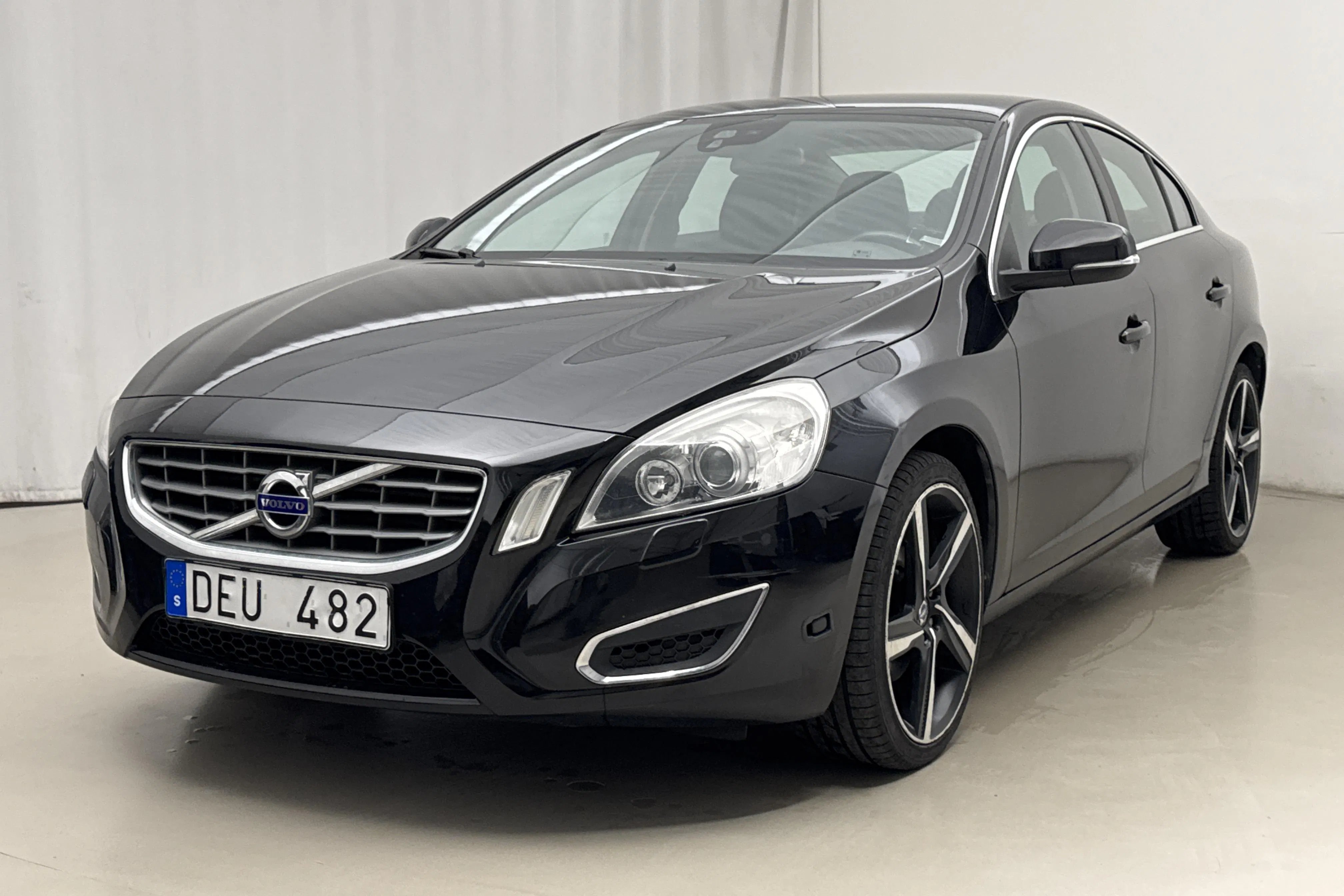 Volvo S60 2.0T (241hk)
