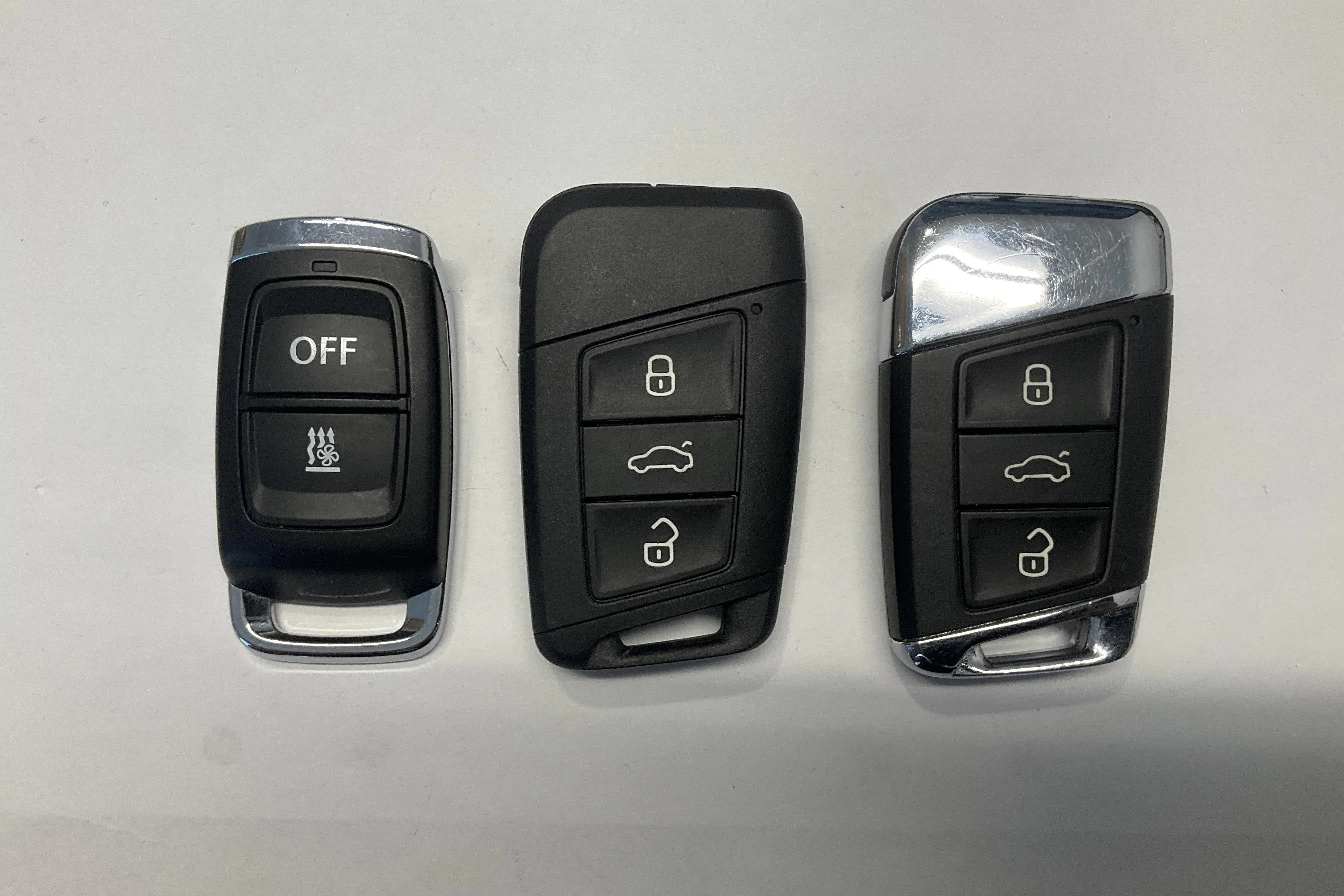 Presentationsfoto 17 av 17: Skoda Superb 1.4 TSI PHEV Kombi (218hk) - 13 649 mil - Automat - vit - 2021