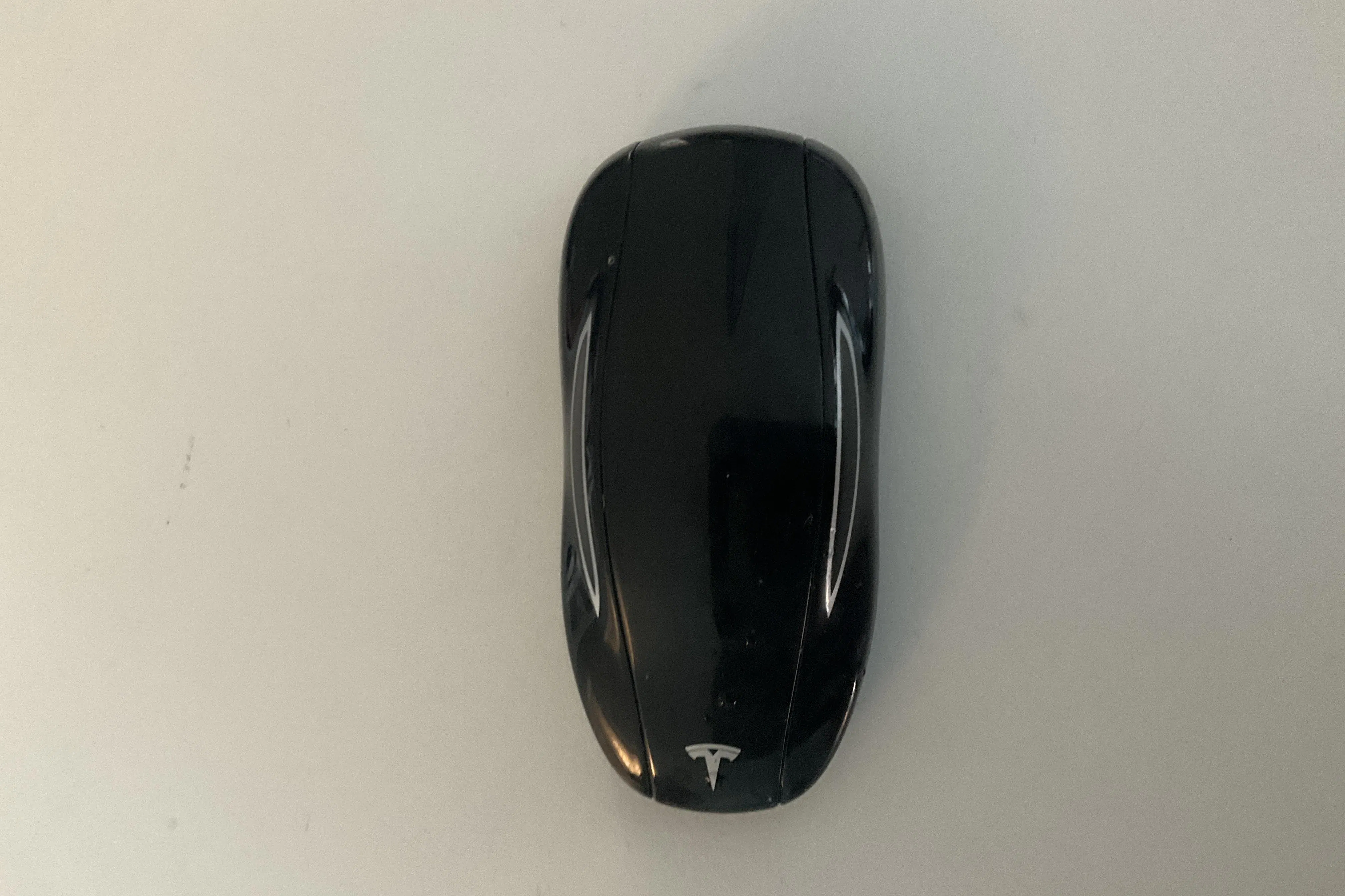 Presentation photo 22 of 22: Tesla Model S Dual Motor Standard Range AWD - 10 700 km - Automatic - white - 2019