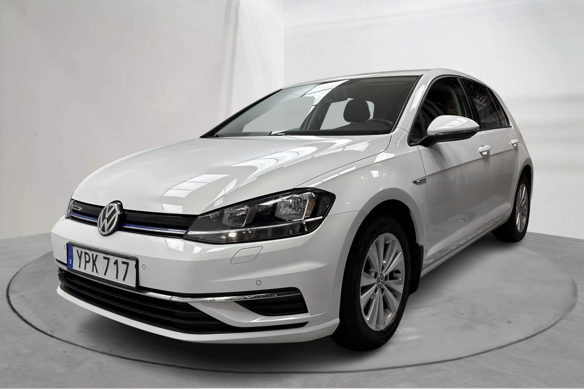 Esitlusfoto 1 aadressil 14: VW Golf VII 1.4 TGI 5dr (110hk) - 66 290 km - Käsitsi - valge - 2018