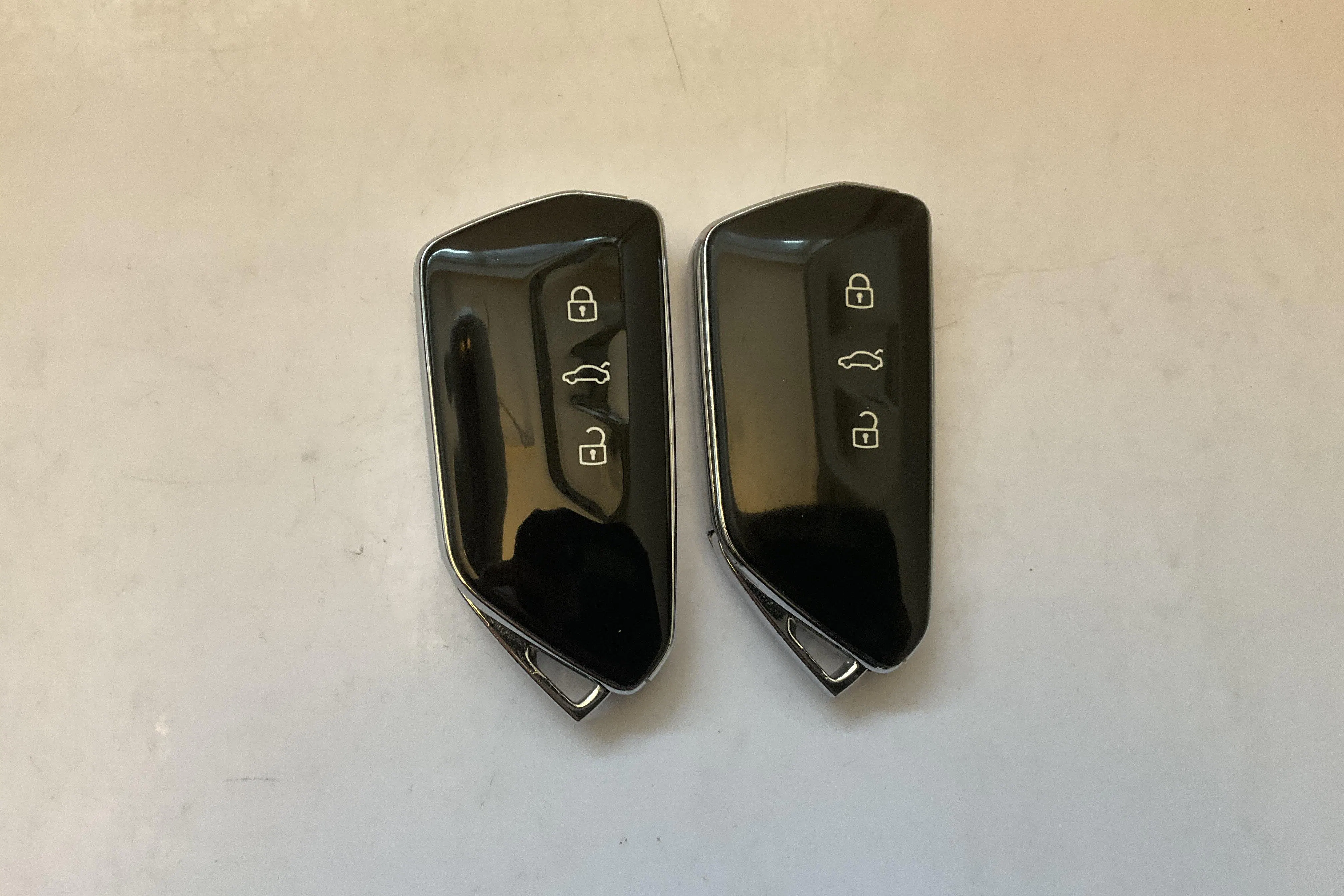 Presentationsfoto 16 av 16: VW ID.4 77kWh (204hk) - 10 511 mil - Automat - vit - 2022