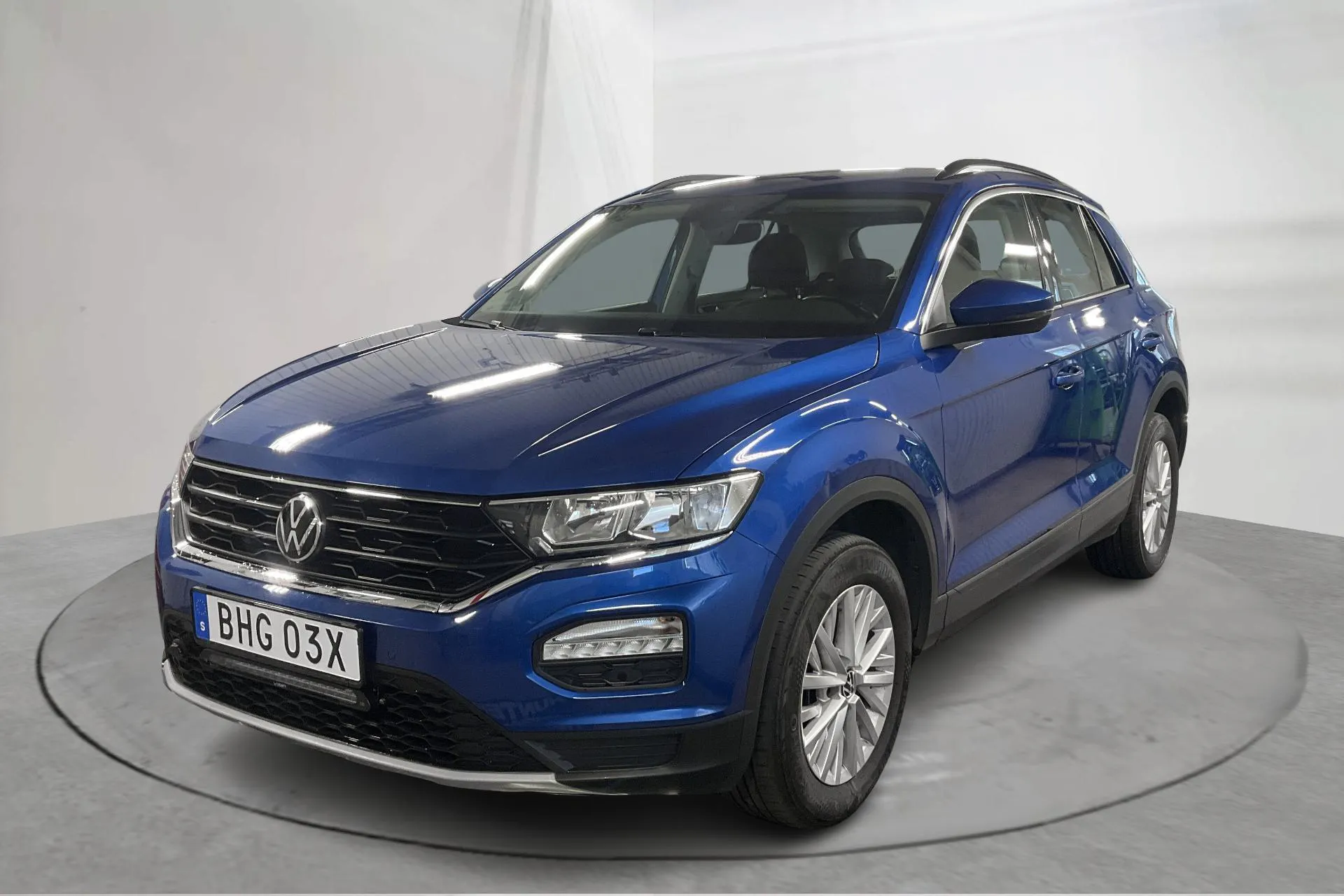 Presentation photo 1 of 14: VW T-Roc 2.0 TDI 4MOTION (150hk) - 154 060 km - Automatic - blue - 2021