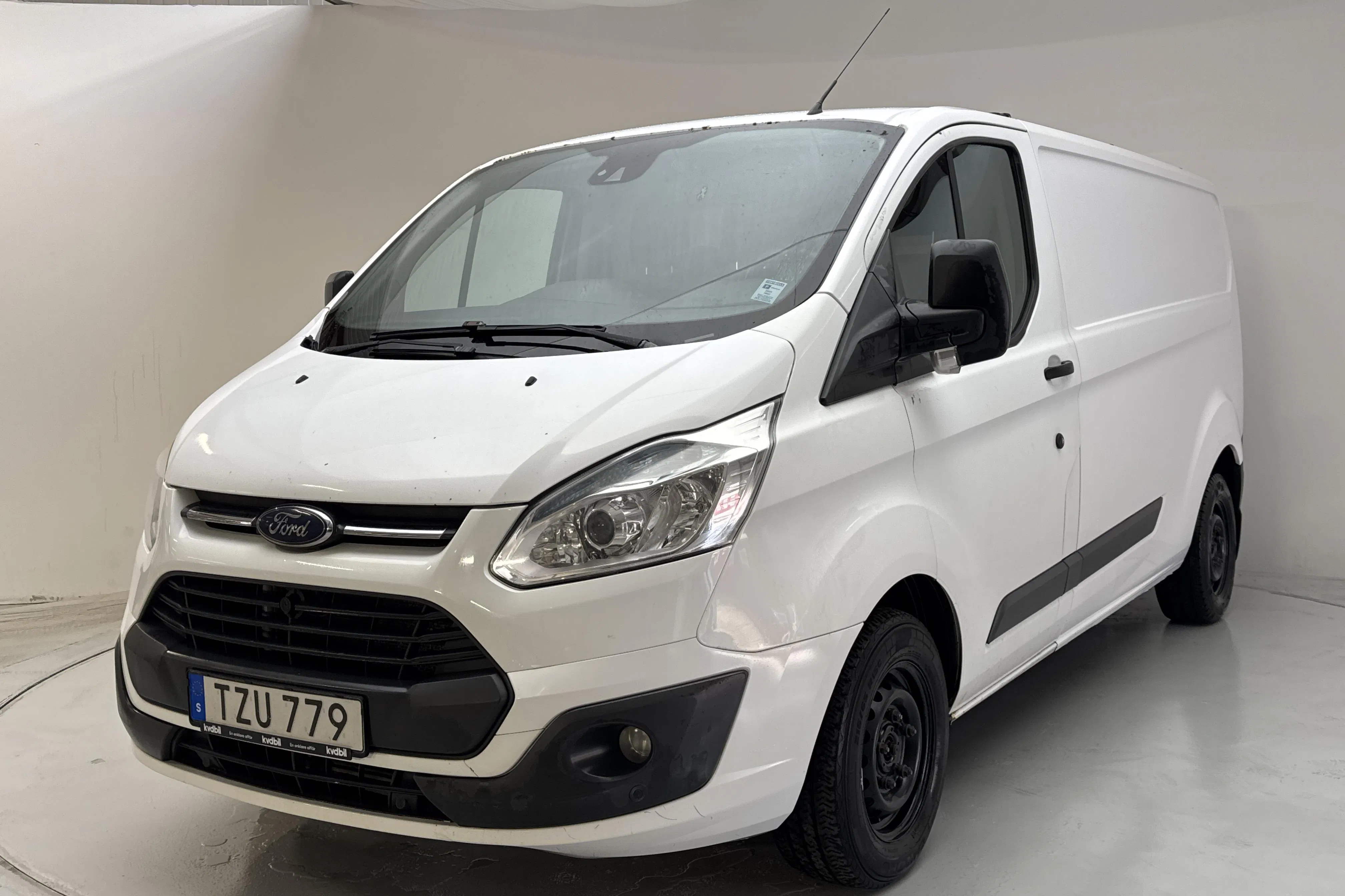 Presentation photo 1 of 14: Ford Transit Custom 300 (125hk) - 307 280 km - Manual - white - 2014