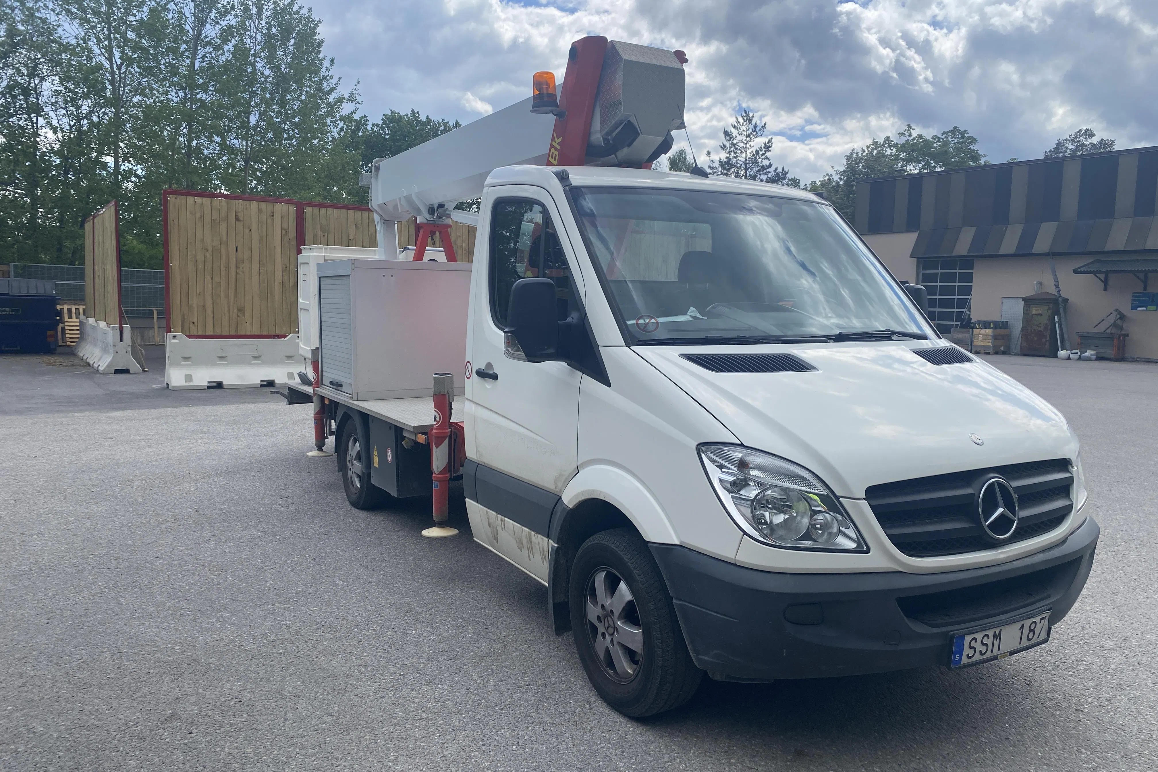 Presentation photo 2 of 48: Mercedes Sprinter - 38 318 km - Manual - white - 2012
