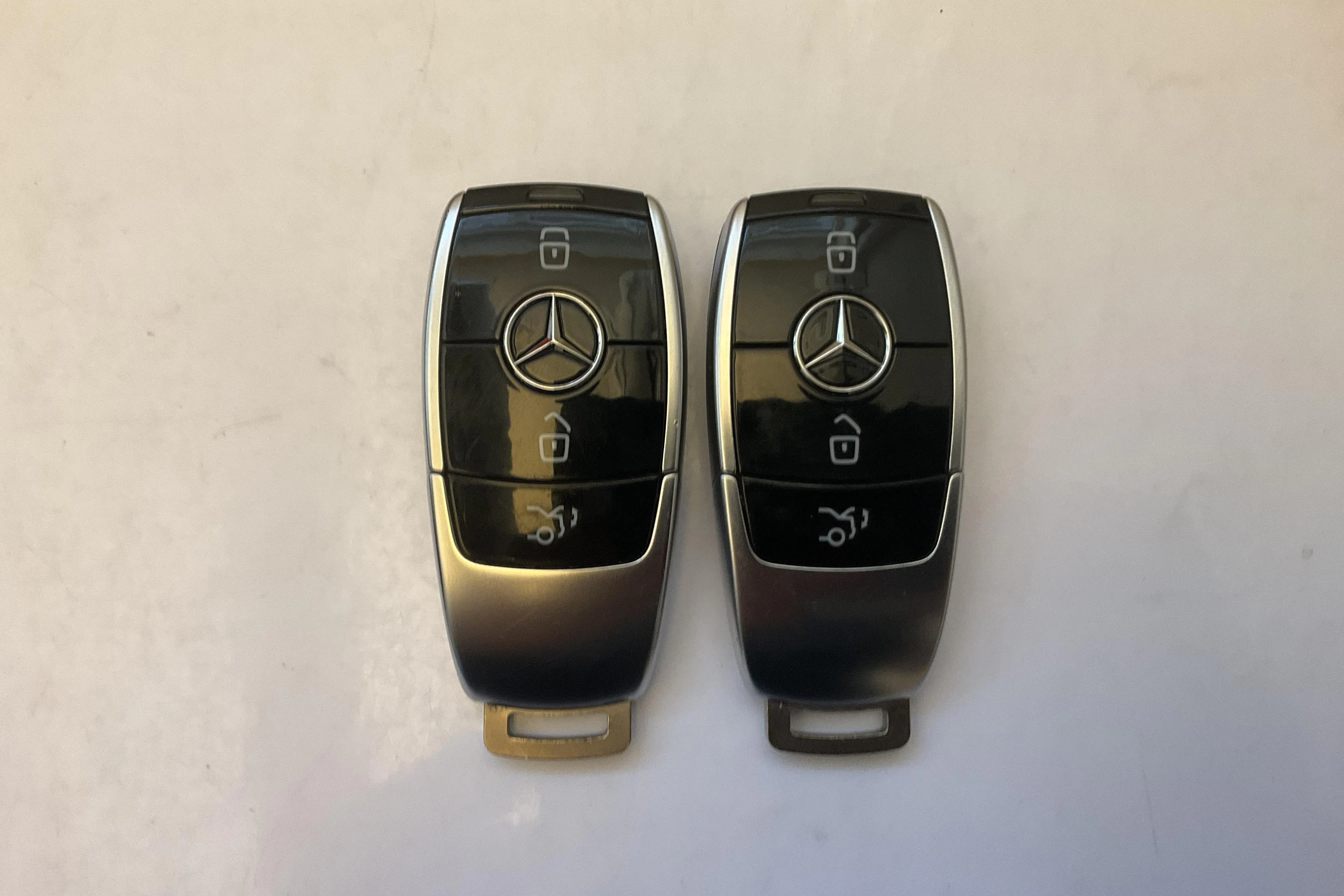 Presentation photo 23 of 23: Mercedes E 53 AMG 4MATIC+ Cabriolet A238 (435hk) - 22 530 km - Automatic - green - 2023