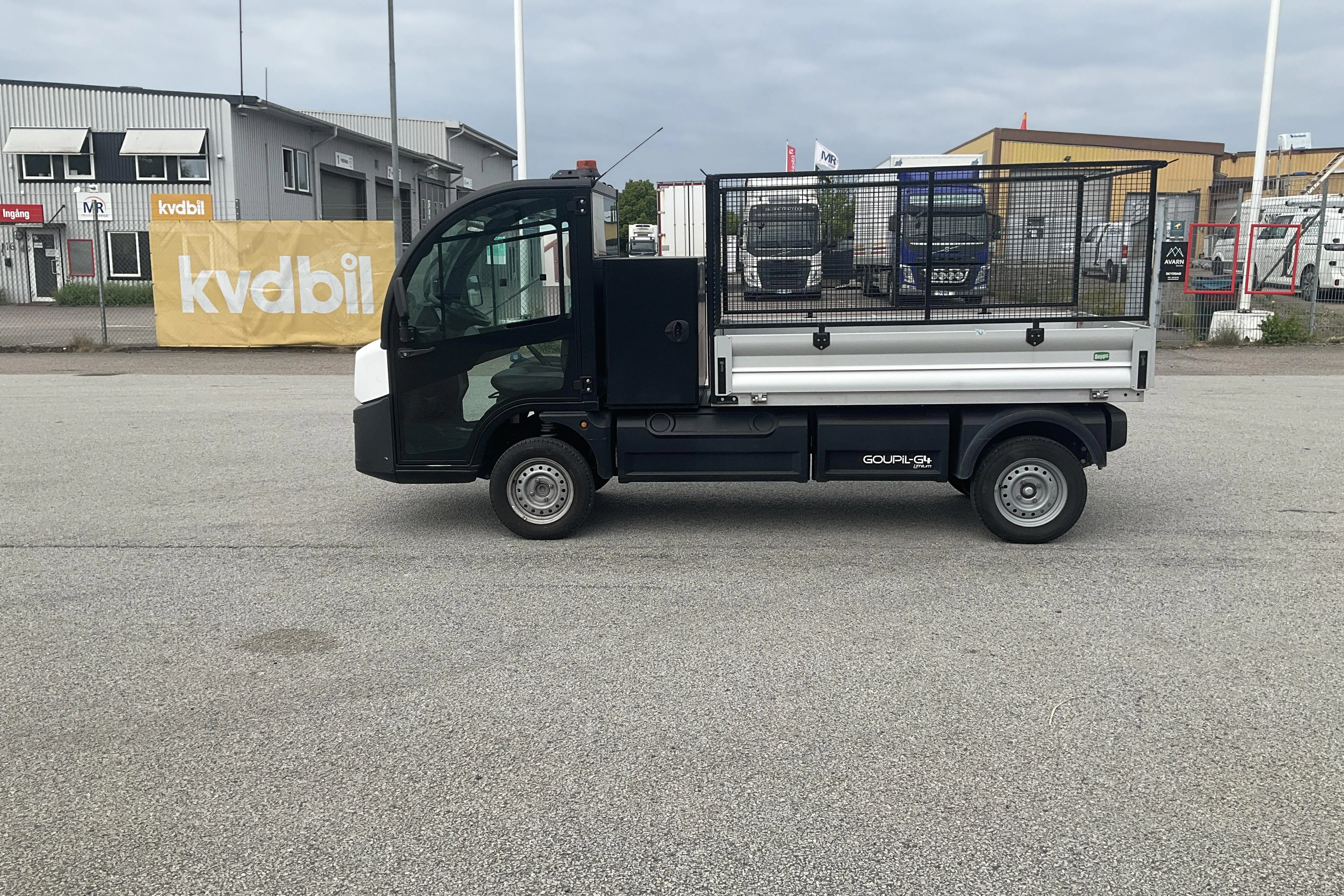 Presentation photo 1 of 24: GOUPIL G4L - 14 324 km - white - 2019