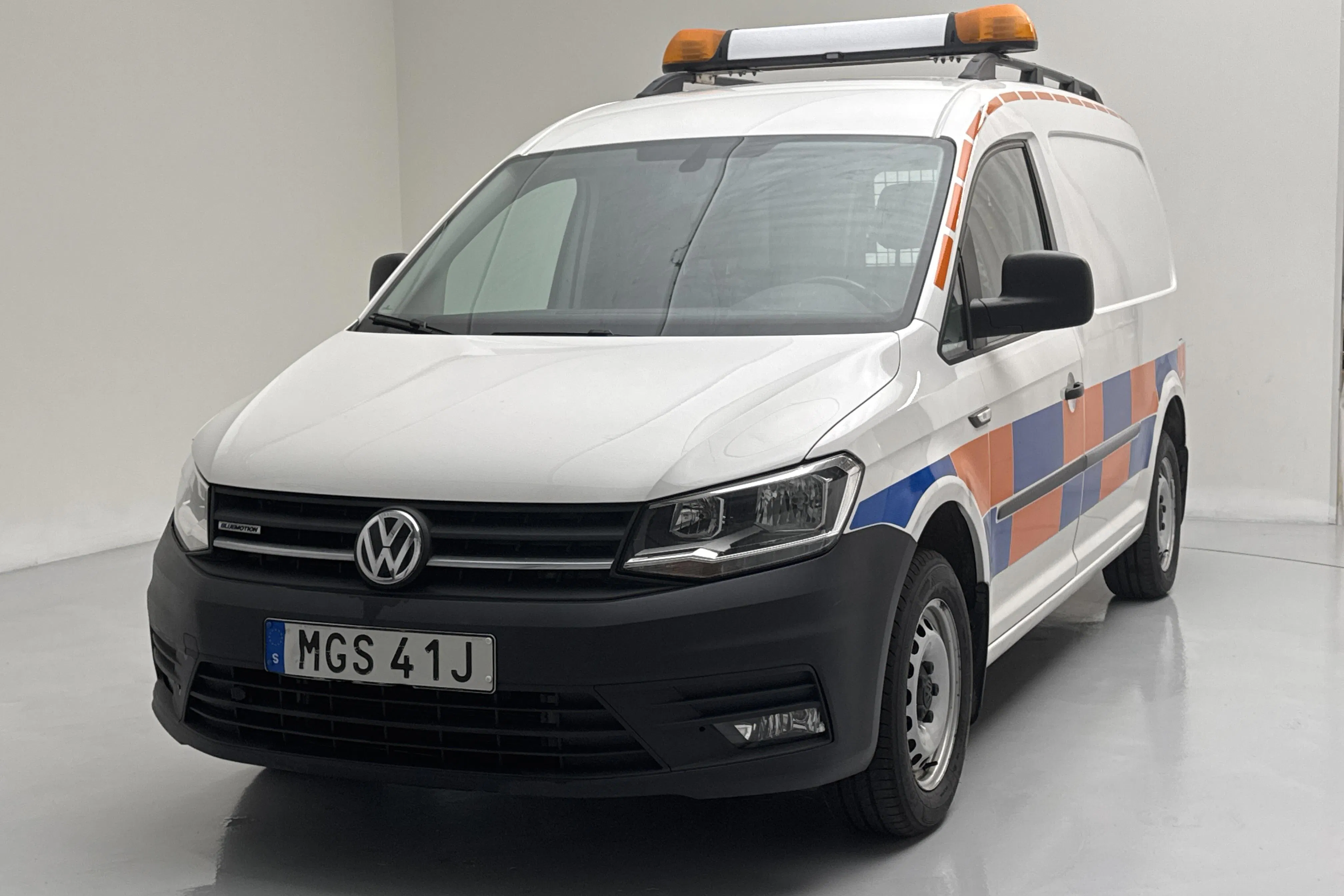 Presentation photo 1 of 14: VW Caddy 1.4 TGI Maxi Skåp (110hk) - 69 840 km - Manual - white - 2020